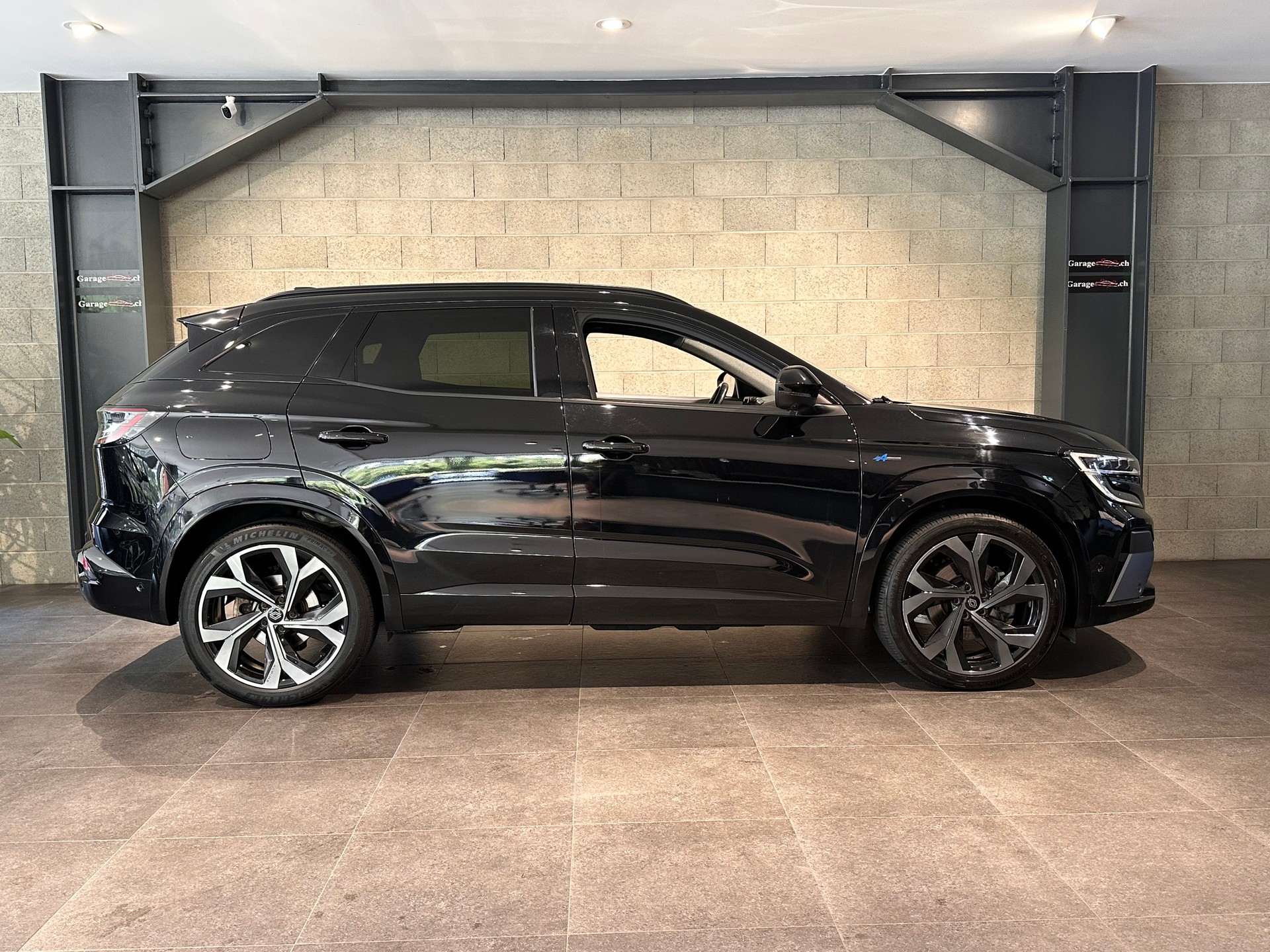 RENAULT Austral 1.2 HEV 200 Esprit Alpine-image-3