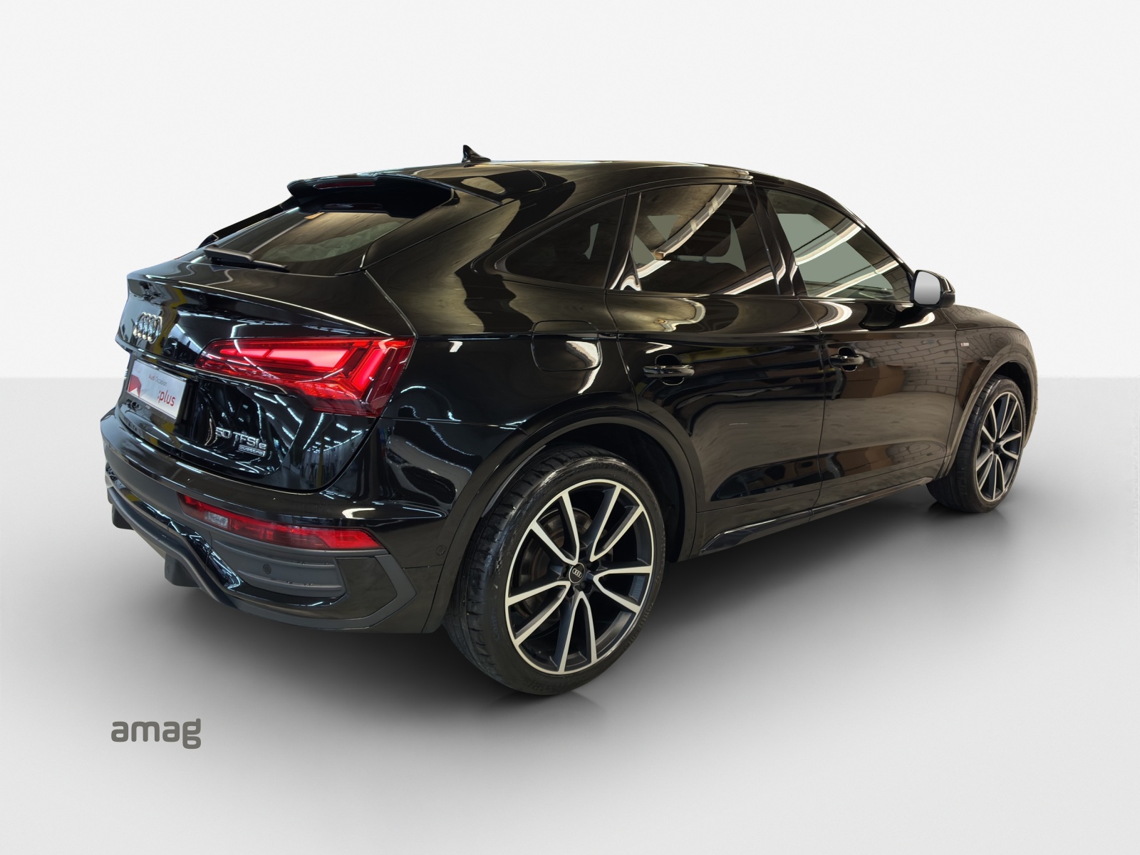 AUDI Q5 Sportback 50 TFSI e PHEV S line quattro S-tronic-image-4