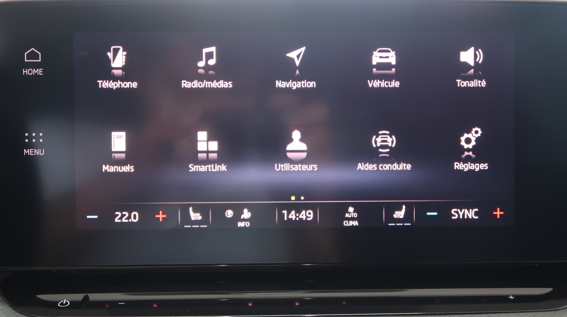 SKODA Octavia Combi 2.0 TDI DSG 4x4 / GARANTIE / 150CV / MATRIX LED / ATTELAGE-image-18