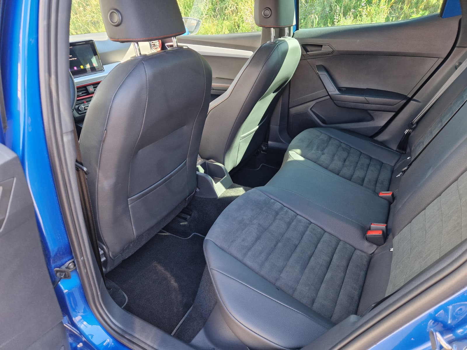 SEAT Ibiza 1.5 EcoTSI FR DSG-image-10