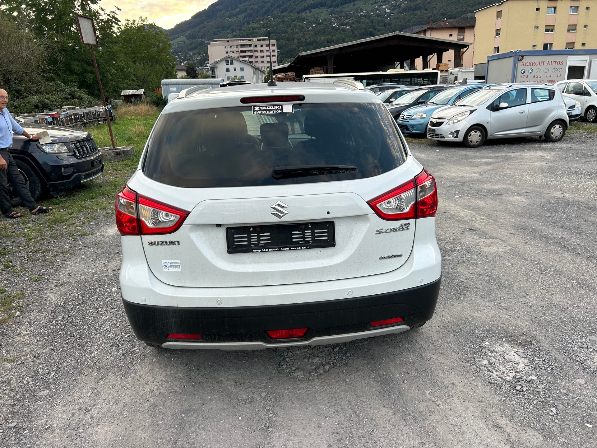 SUZUKI SX4 S-Cross 1.6 TD Compact+ 4WD TCSS-image-3