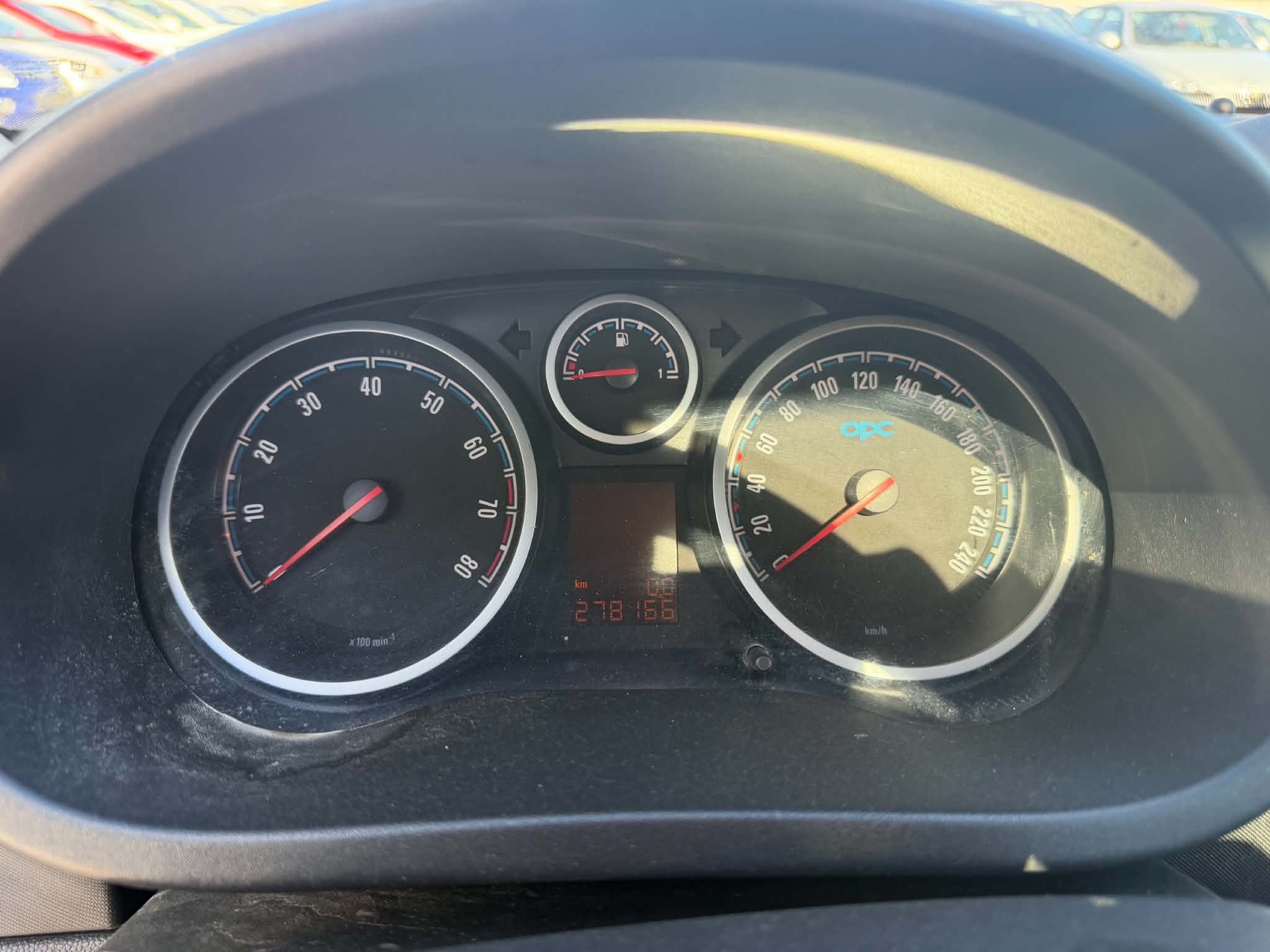 OPEL Corsa 1.6 Turbo OPC-image-12
