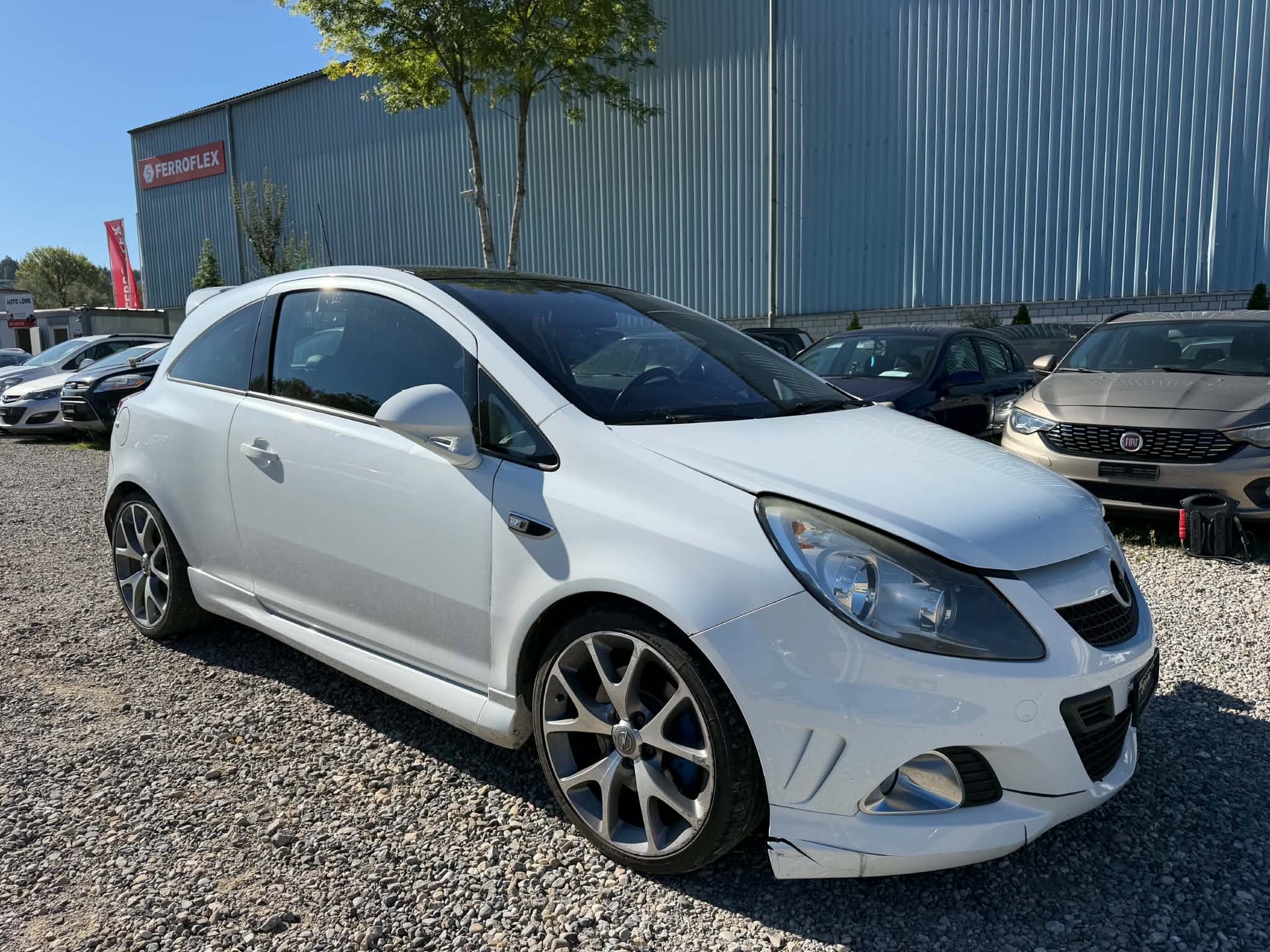 OPEL Corsa 1.6 Turbo OPC-image-0