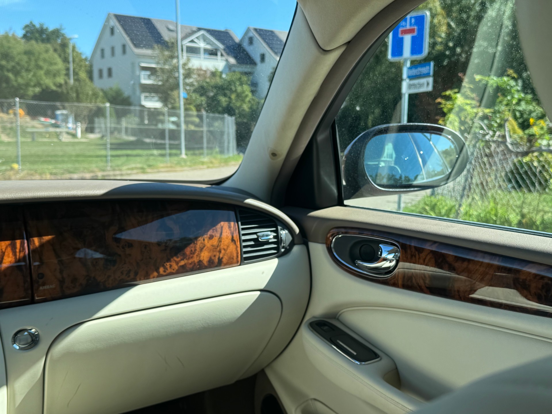 JAGUAR XJ8 3.5 V8 Executive-image-11