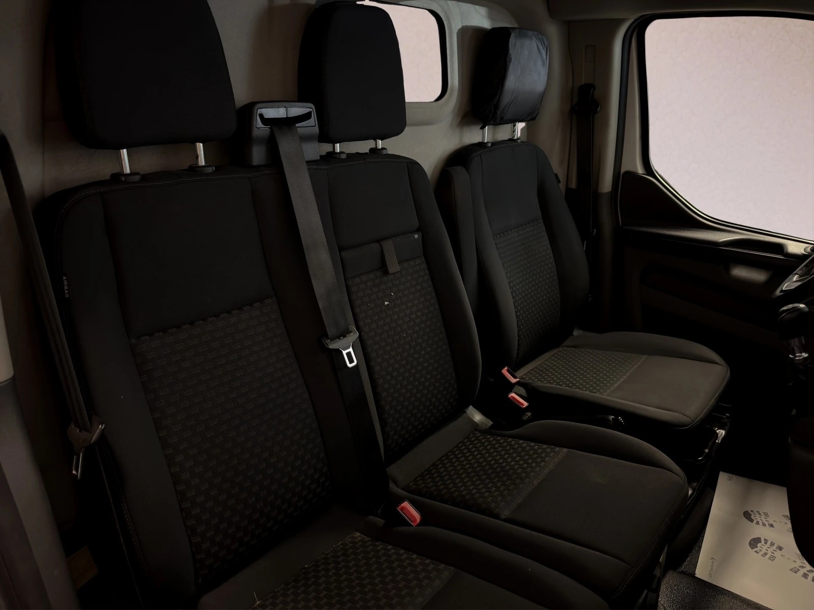 FORD Transit Custom Van 320 L1H1 Trend-image-10