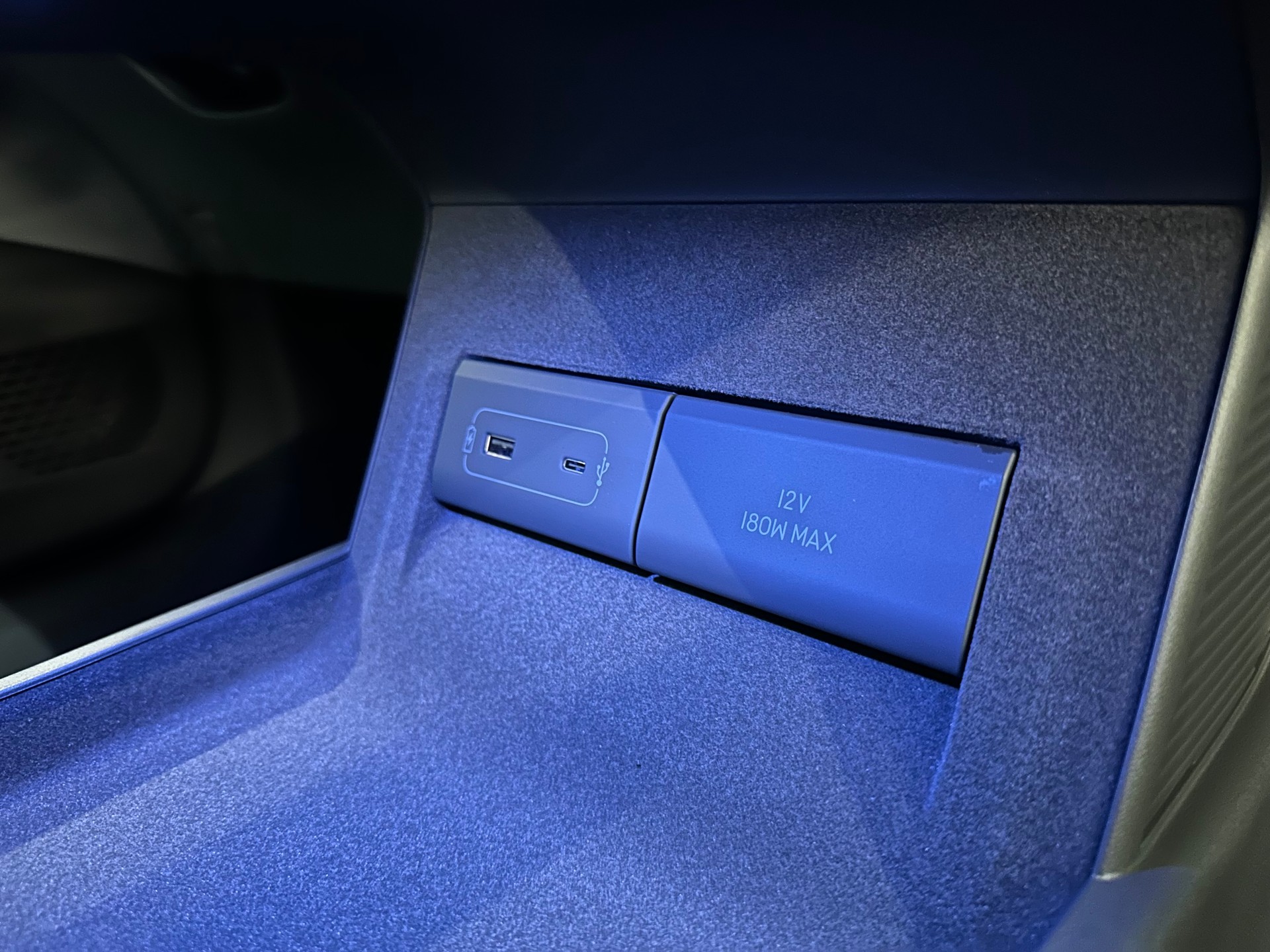 XPENG G6 80kWh Performance AWD-image-14