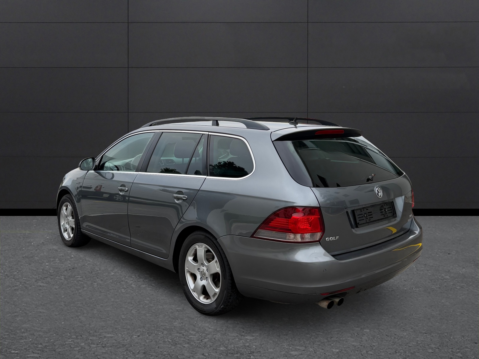 VW Golf Variant 1.6 TDI Comfortline 4Motion-image-3