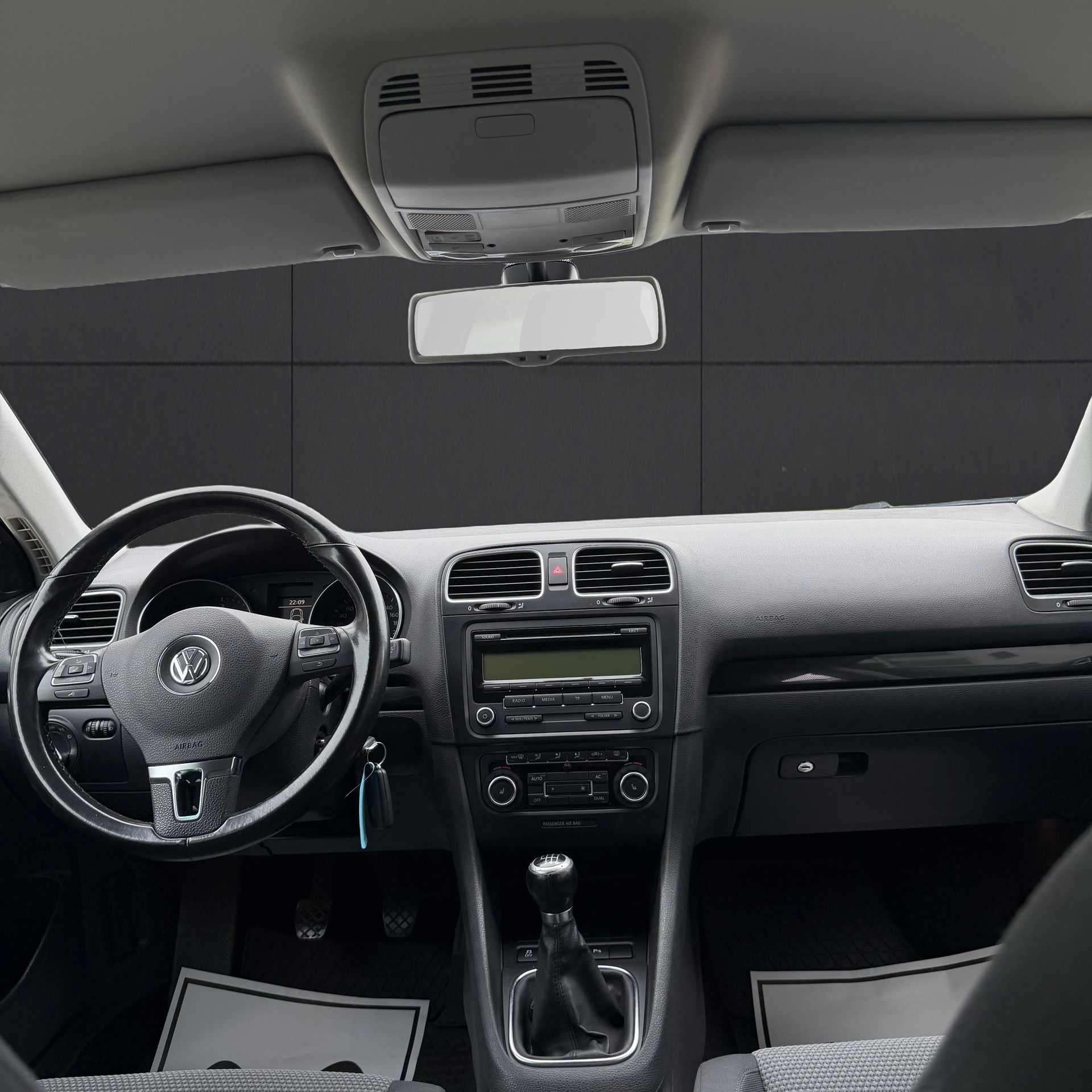 VW Golf Variant 1.6 TDI Comfortline 4Motion-image-11