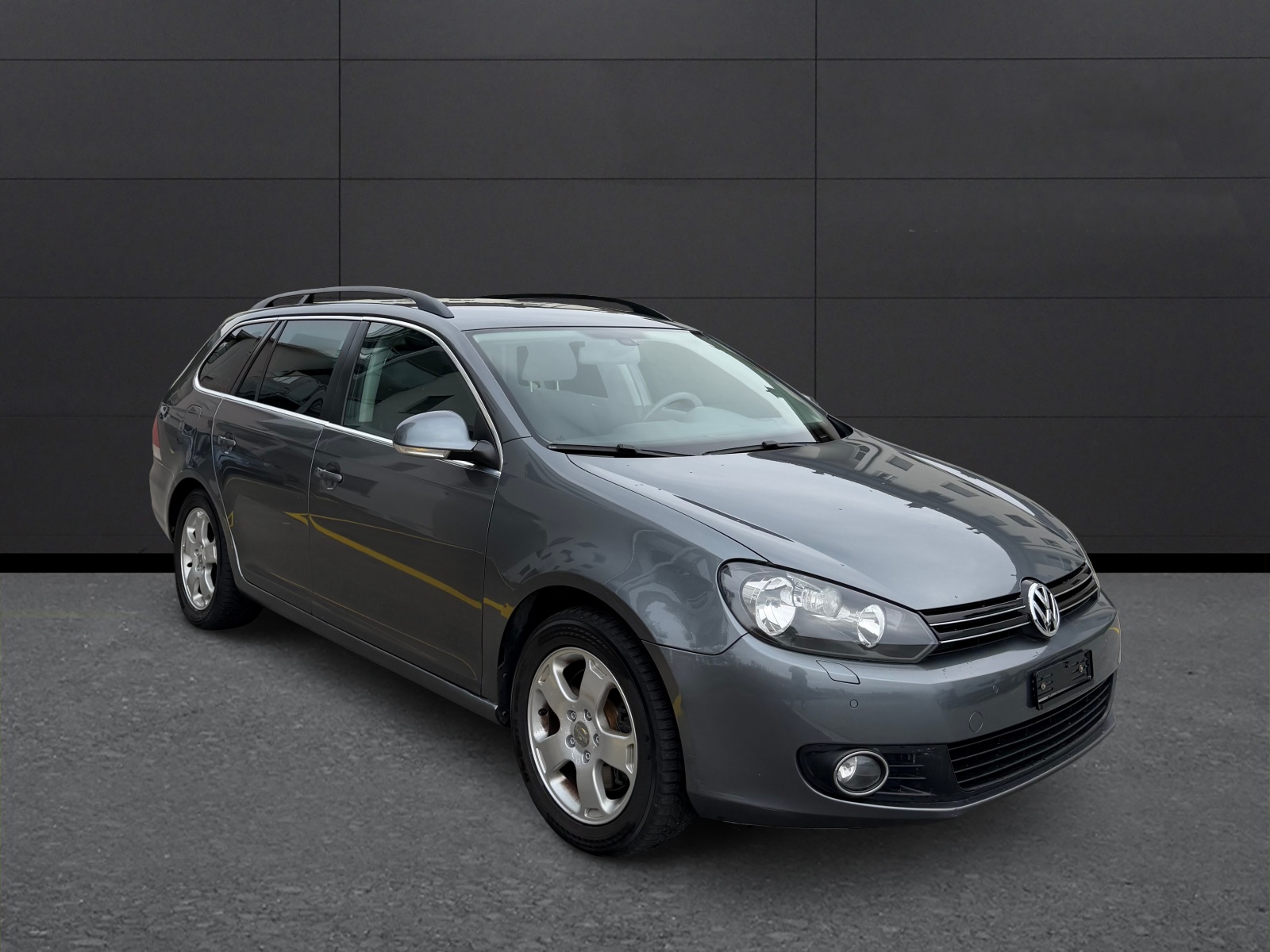 VW Golf Variant 1.6 TDI Comfortline 4Motion-image-4