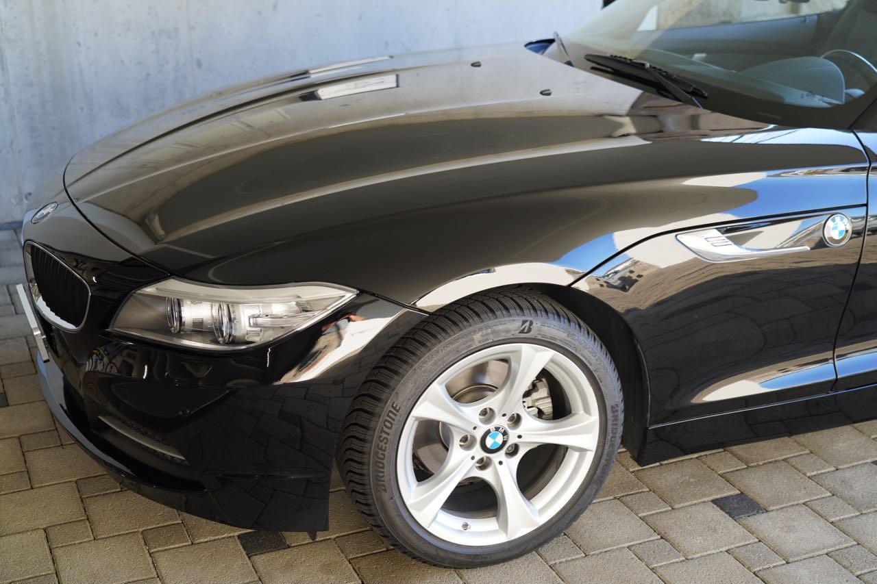 BMW 20i sDrive-image-2