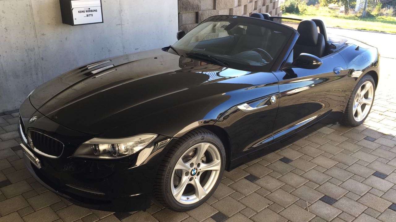 BMW 20i sDrive-image-14