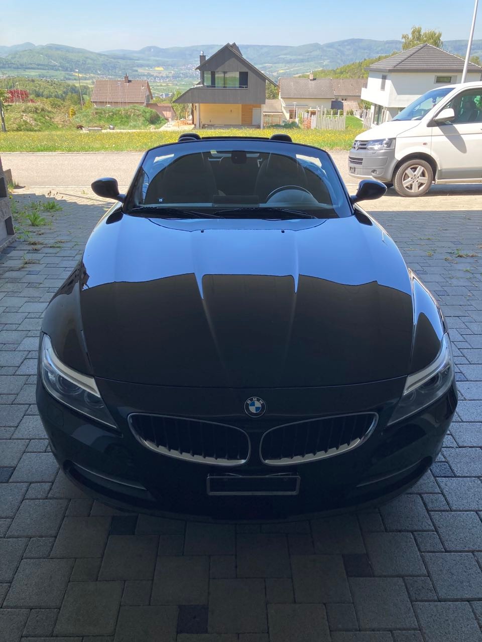 BMW 20i sDrive-image-10