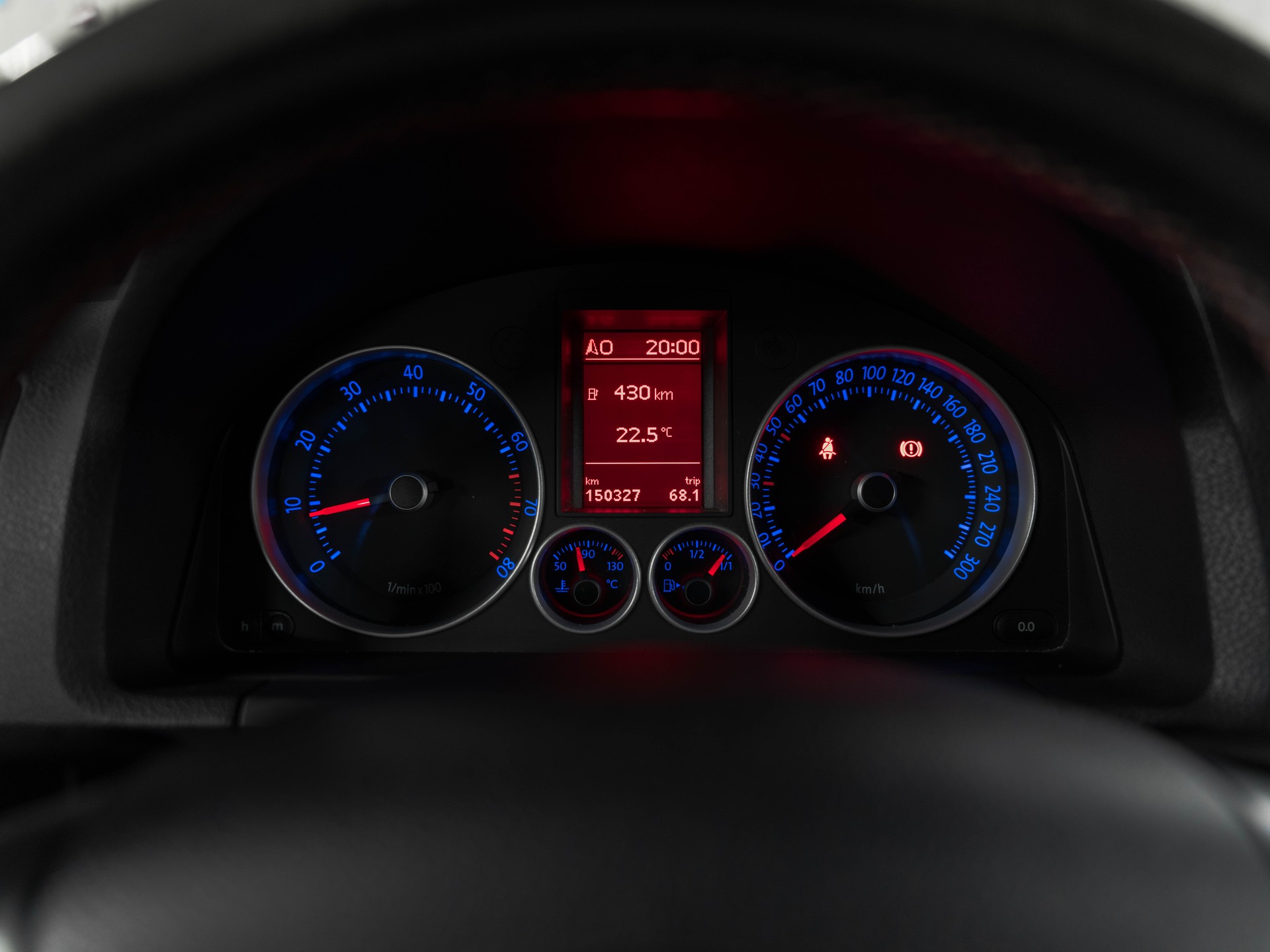 VW Golf 2.0 TFSI GTI Edition 30-image-17