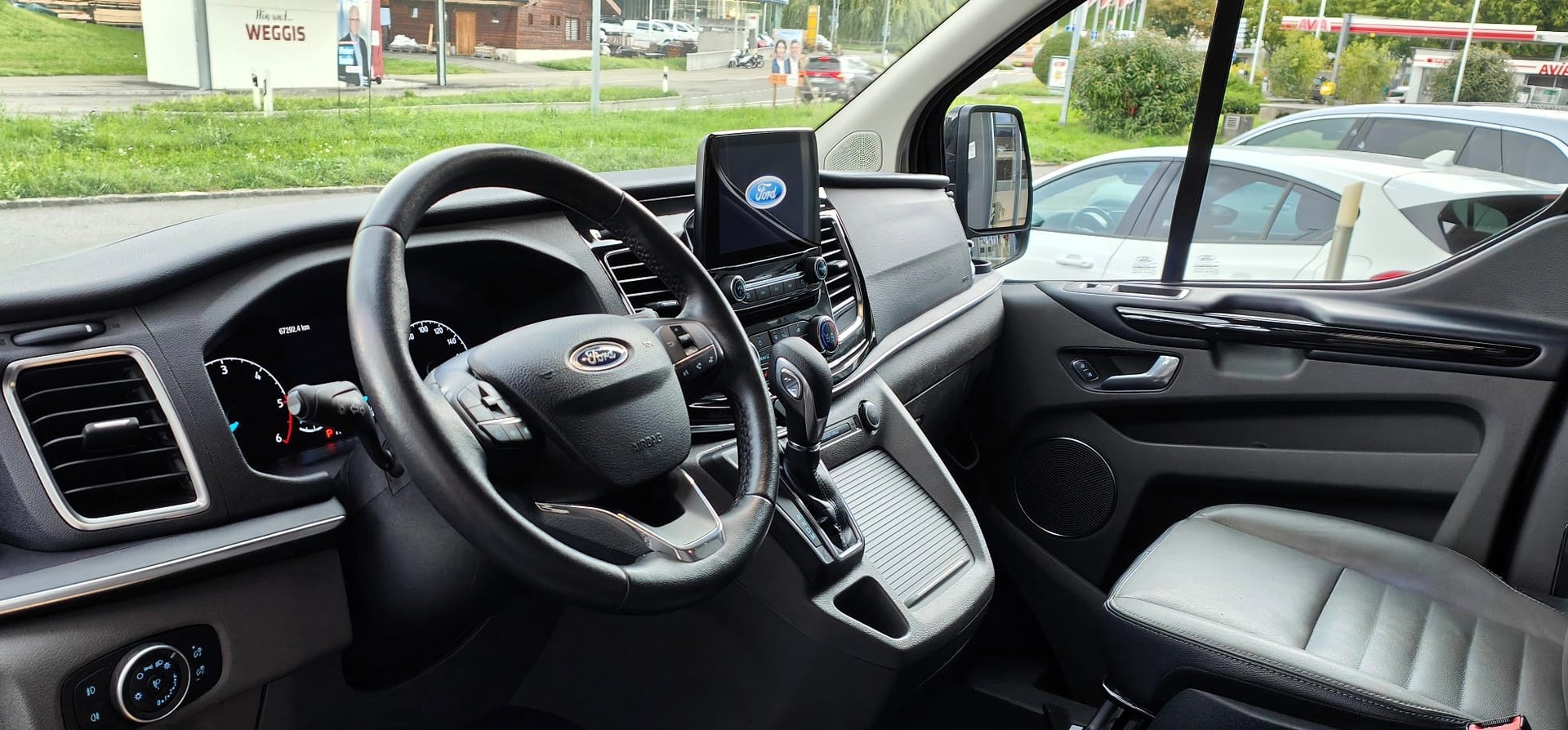 FORD Tourneo Custom 310 L1H1 Titanium SelectShift A-image-10