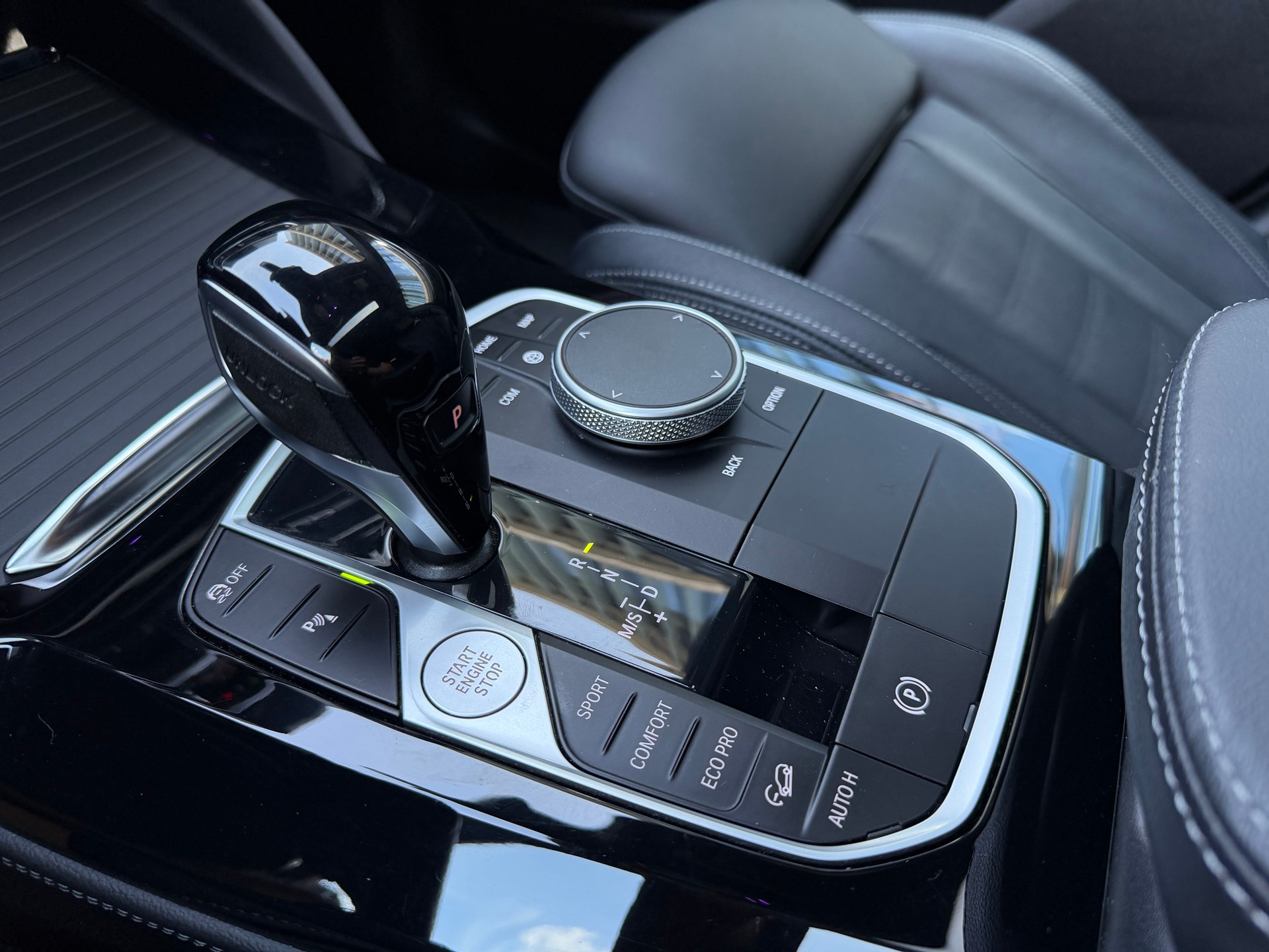 BMW X4 xDrive 48V 30d M Sport Steptronic-image-27