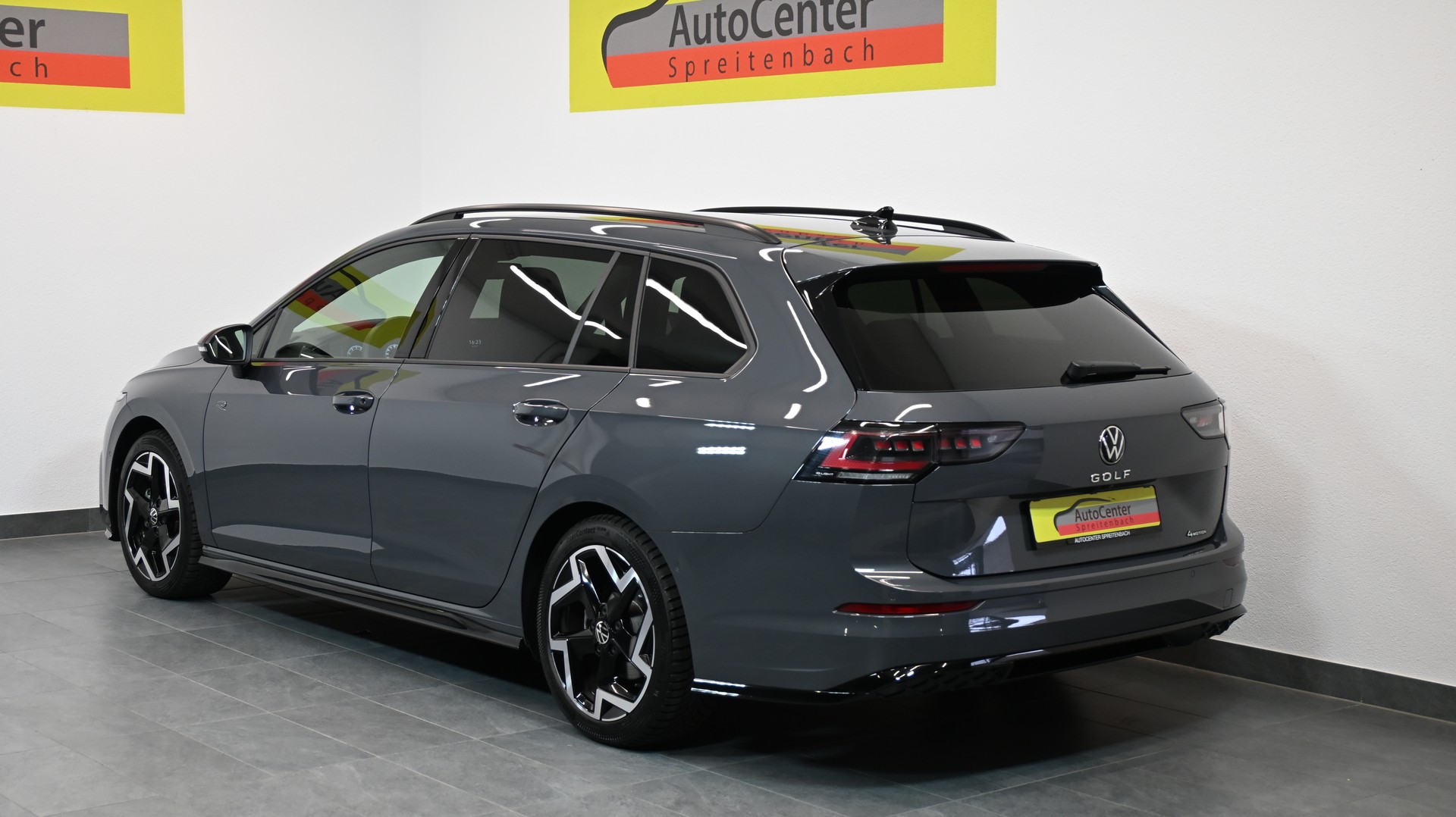 VW Golf Variant 2.0 TSI R-Line DSG 4 Motion-image-13
