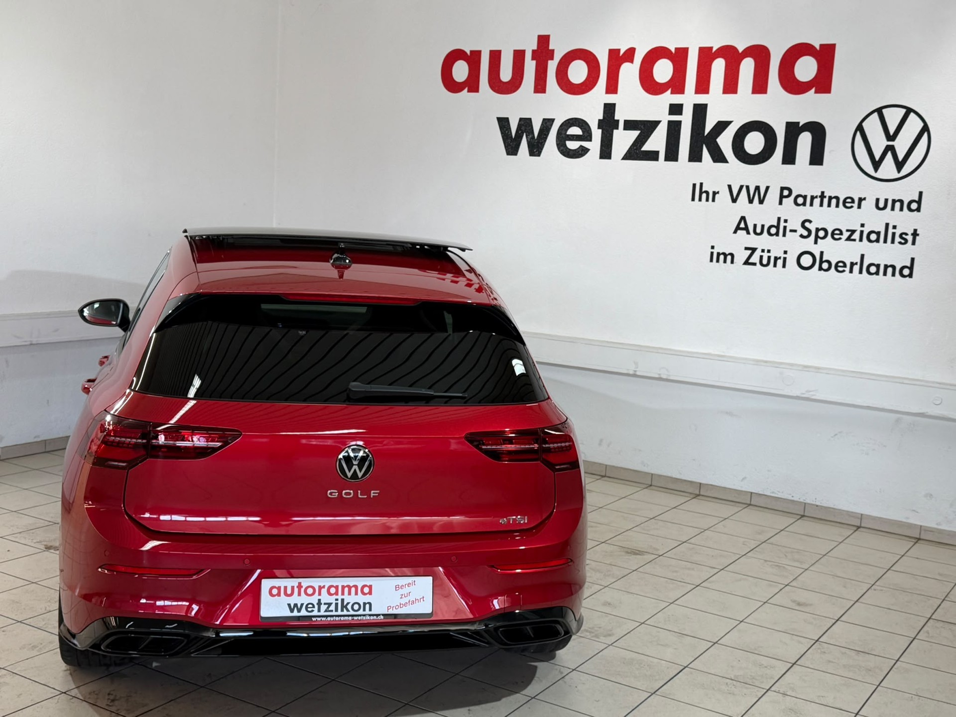 VW Golf 1.5 eTSI mHEV ACT R-Line DSG-image-3