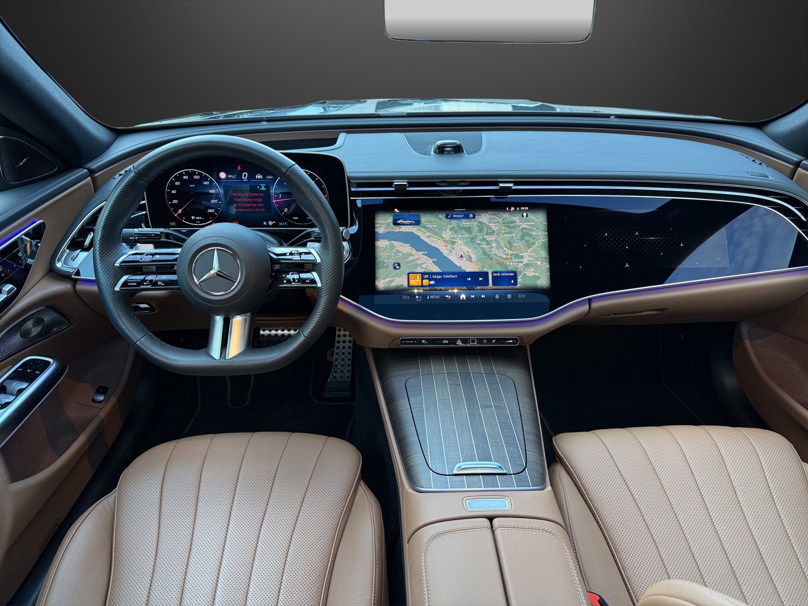MERCEDES-BENZ E 220 d 4Matic 9G-Tronic-image-10