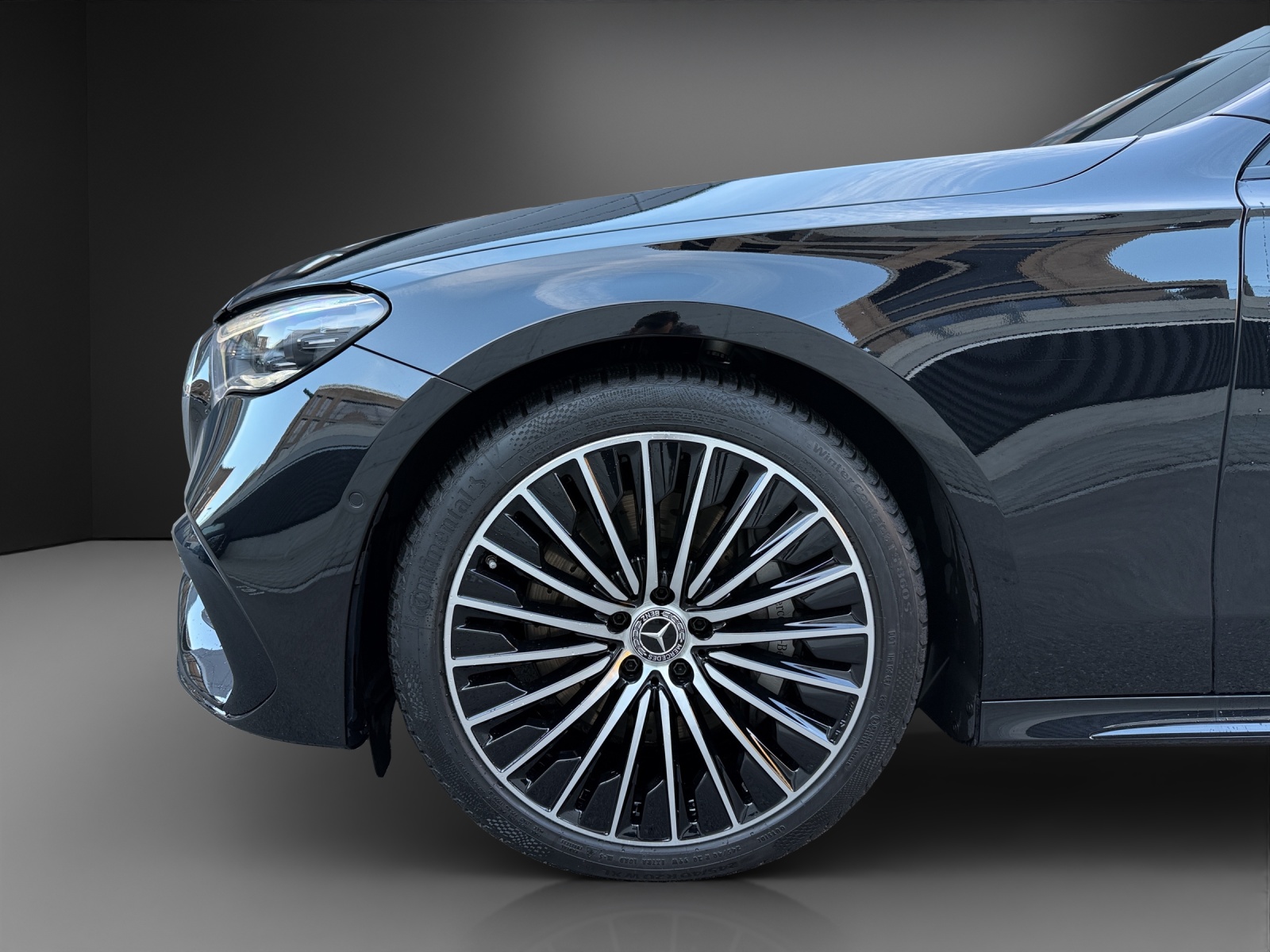 MERCEDES-BENZ E 220 d 4Matic 9G-Tronic-image-8