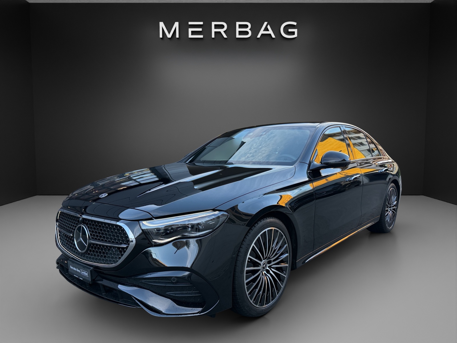 MERCEDES-BENZ E 220 d 4Matic 9G-Tronic-image-2