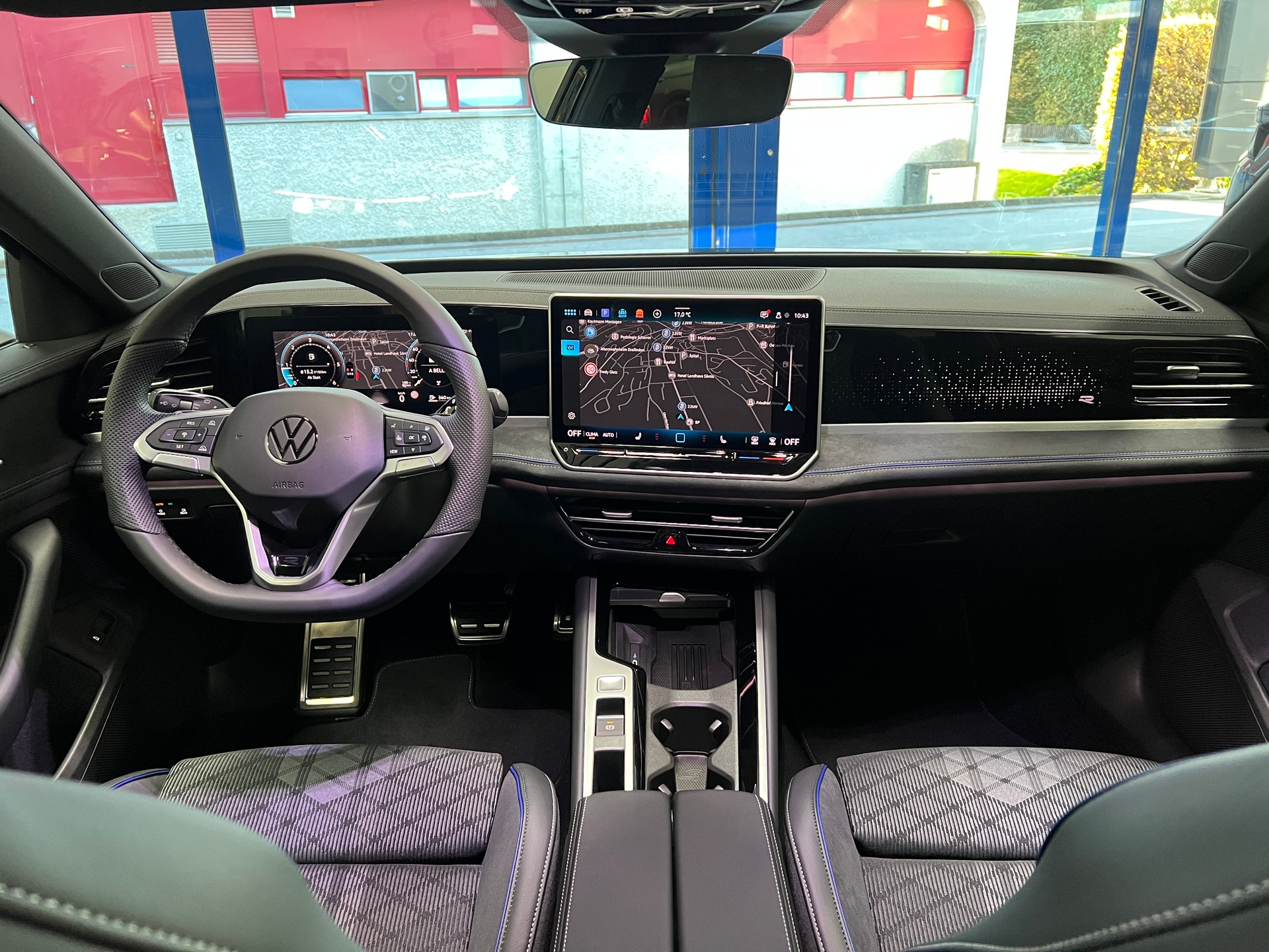 VW Passat Variant 2.0 TDI evo R-Line 4 Motion DSG-image-18