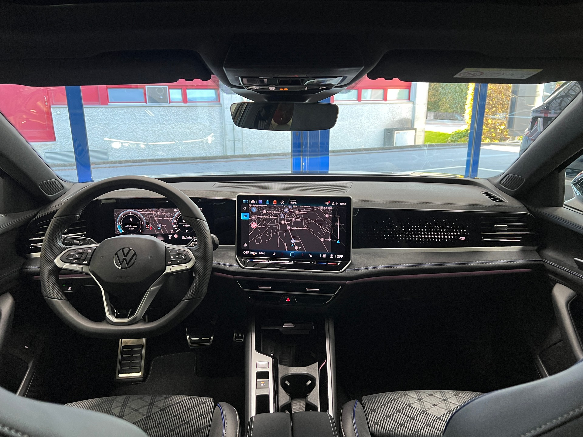 VW Passat Variant 2.0 TDI evo R-Line 4 Motion DSG-image-16