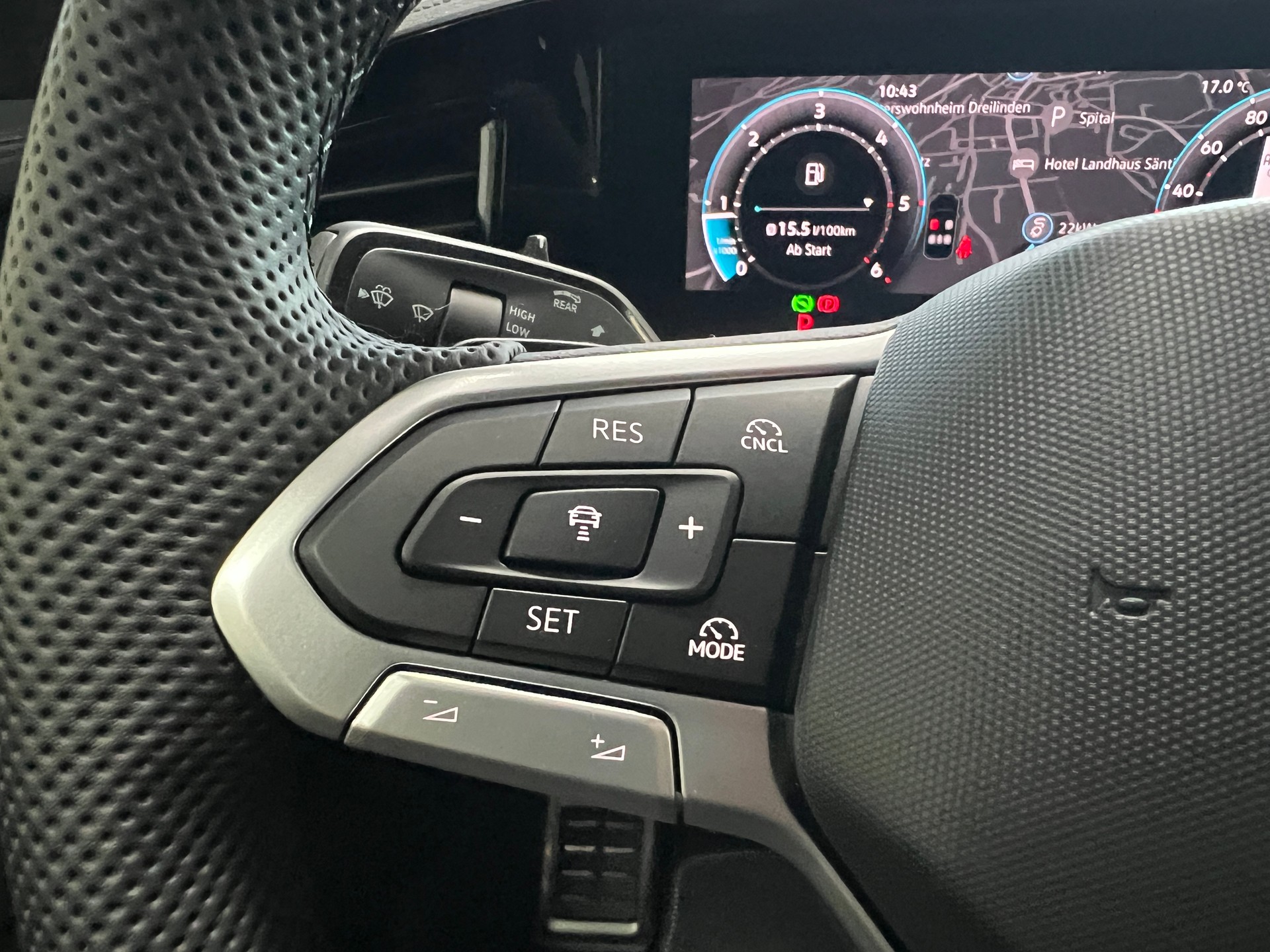 VW Passat Variant 2.0 TDI evo R-Line 4 Motion DSG-image-22