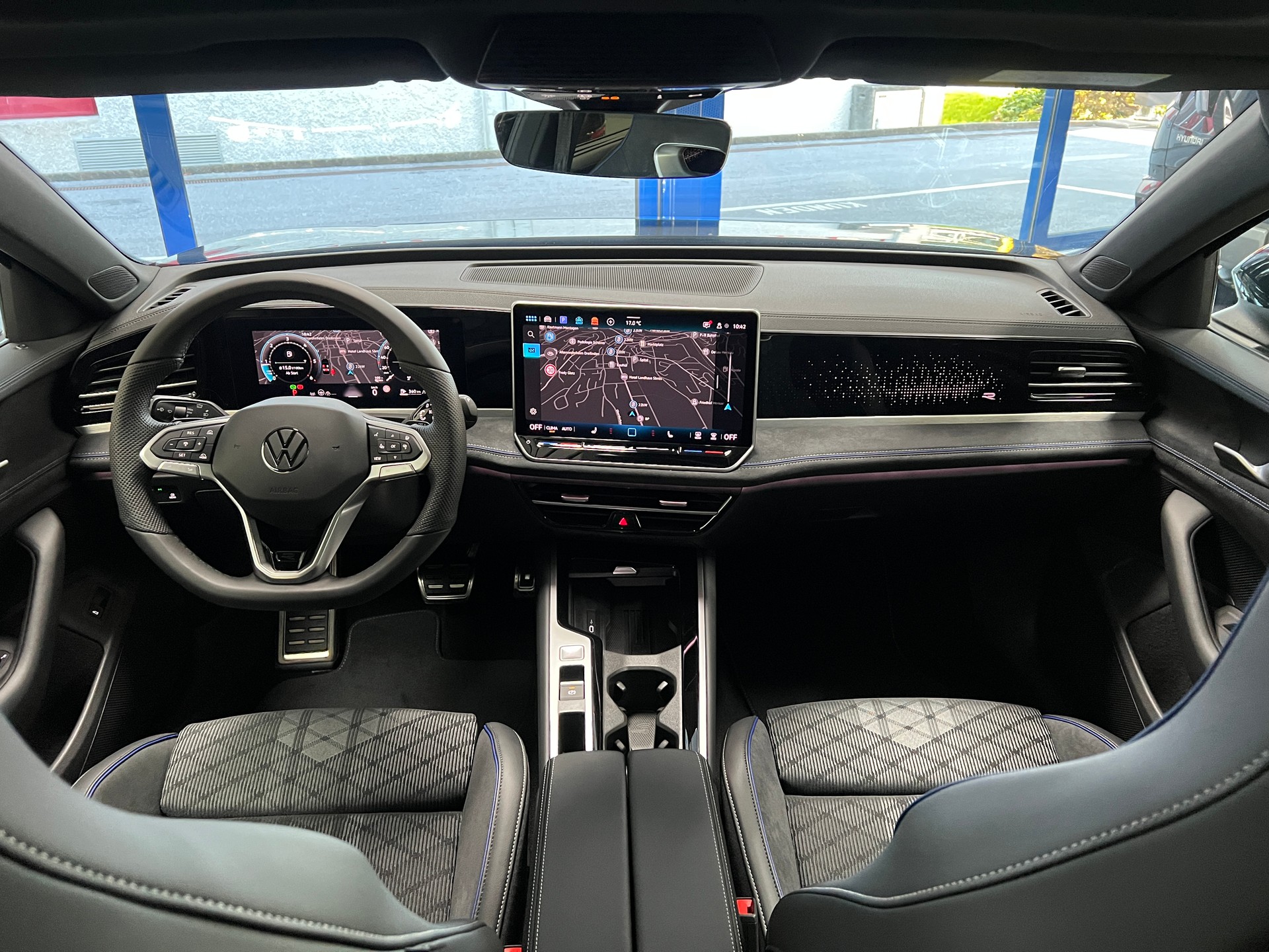 VW Passat Variant 2.0 TDI evo R-Line 4 Motion DSG-image-15