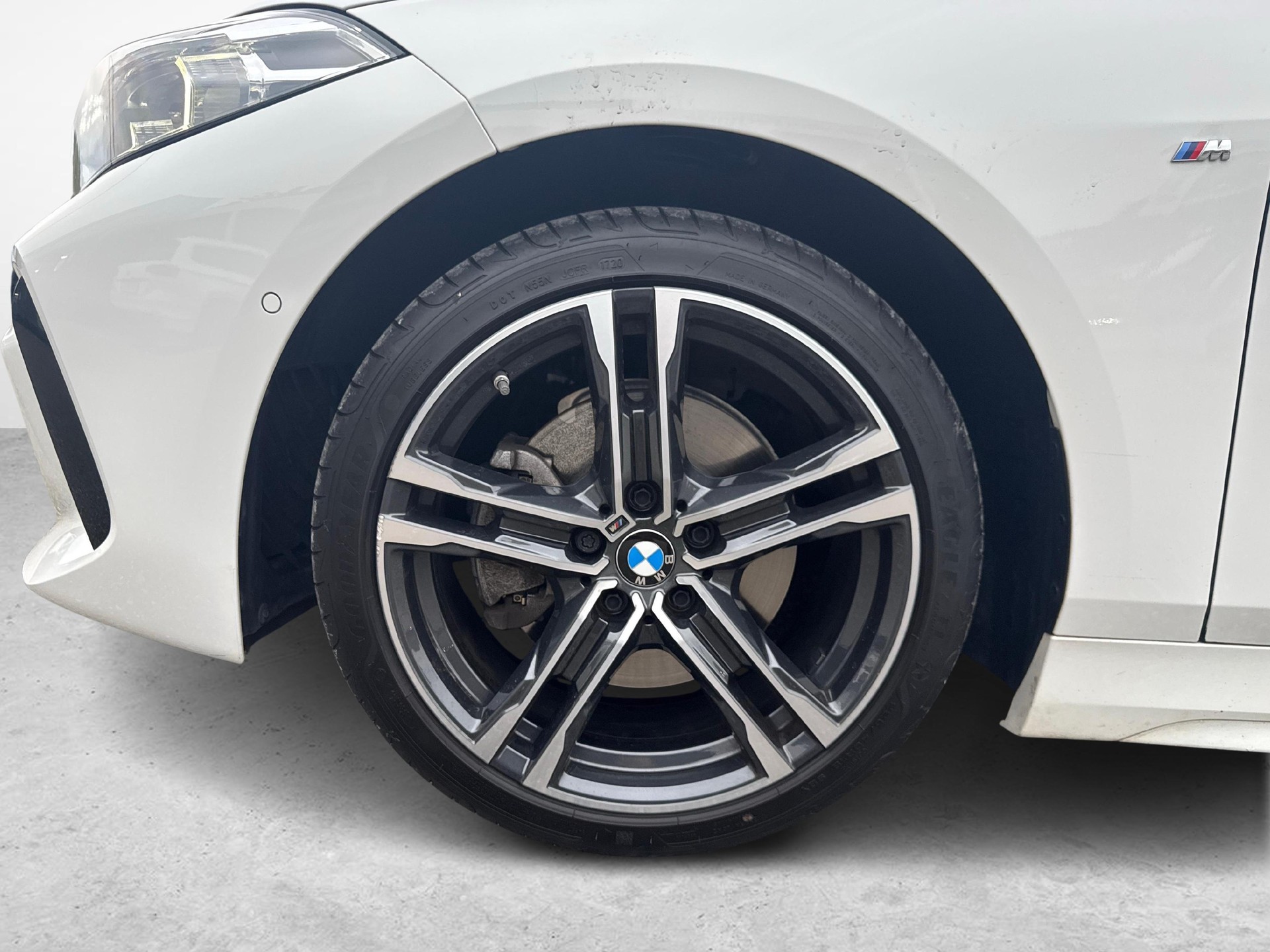 BMW 1er Reihe F40 118i-image-19