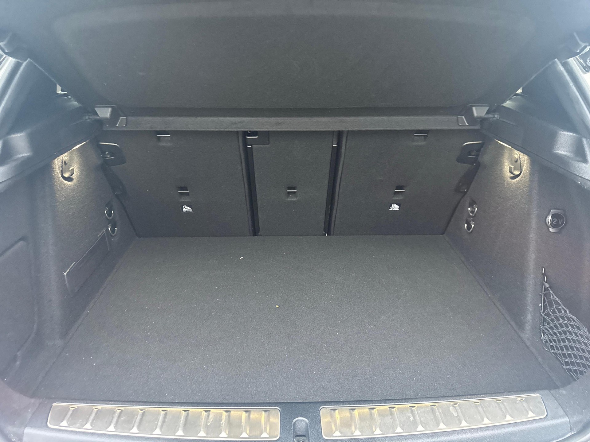 BMW 1er Reihe F40 118i-image-11