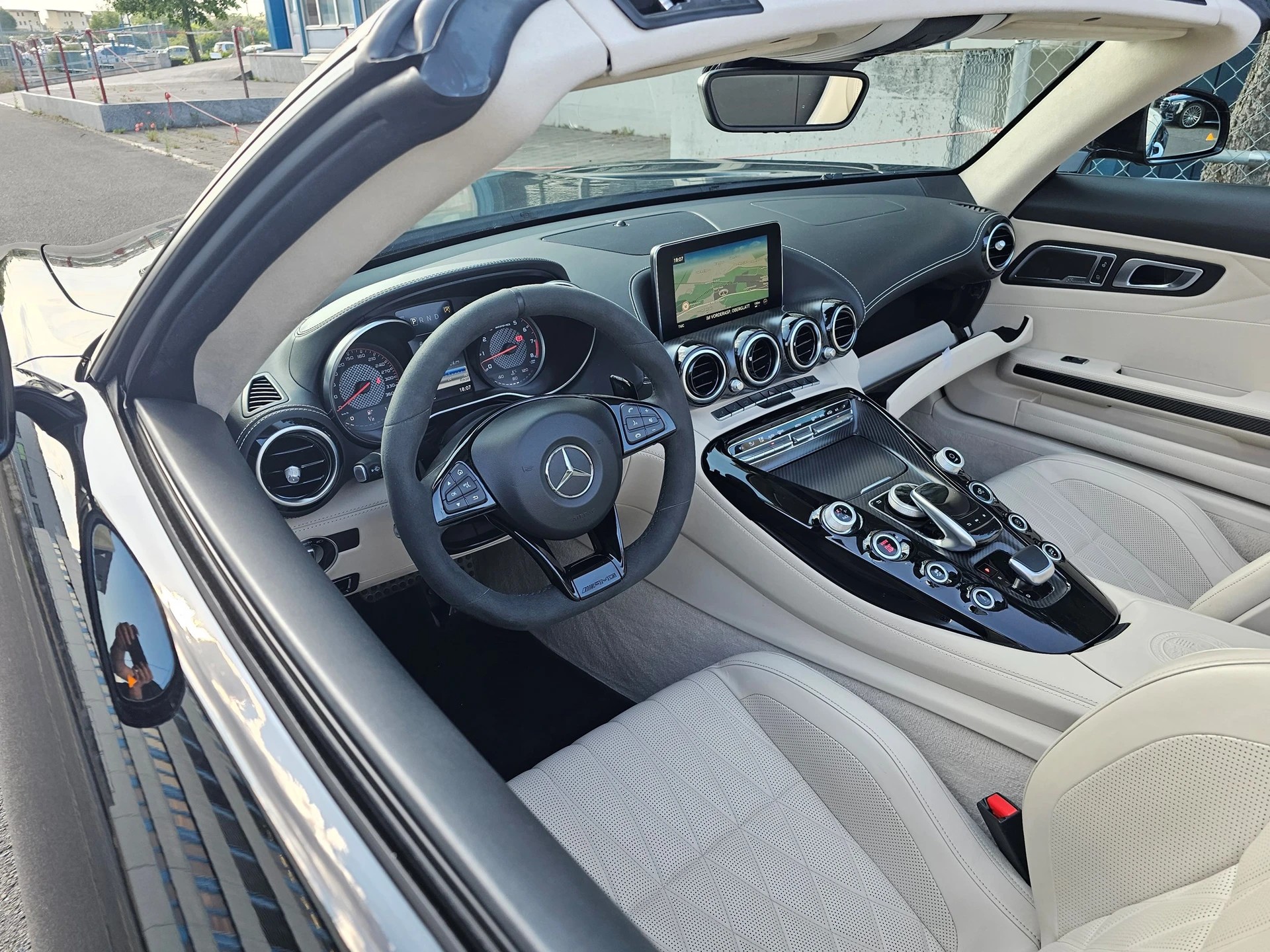 MERCEDES-BENZ AMG GT C Roadster AUS 1. HAND *CH.-FAHRZEUG*-image-17