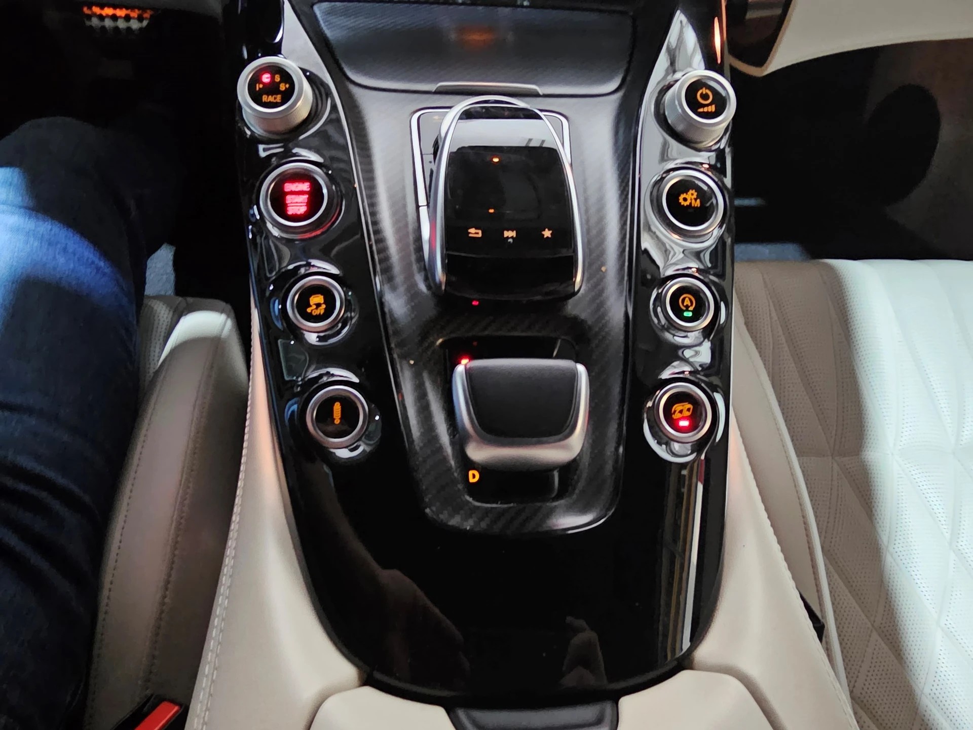 MERCEDES-BENZ AMG GT C Roadster AUS 1. HAND *CH.-FAHRZEUG*-image-22