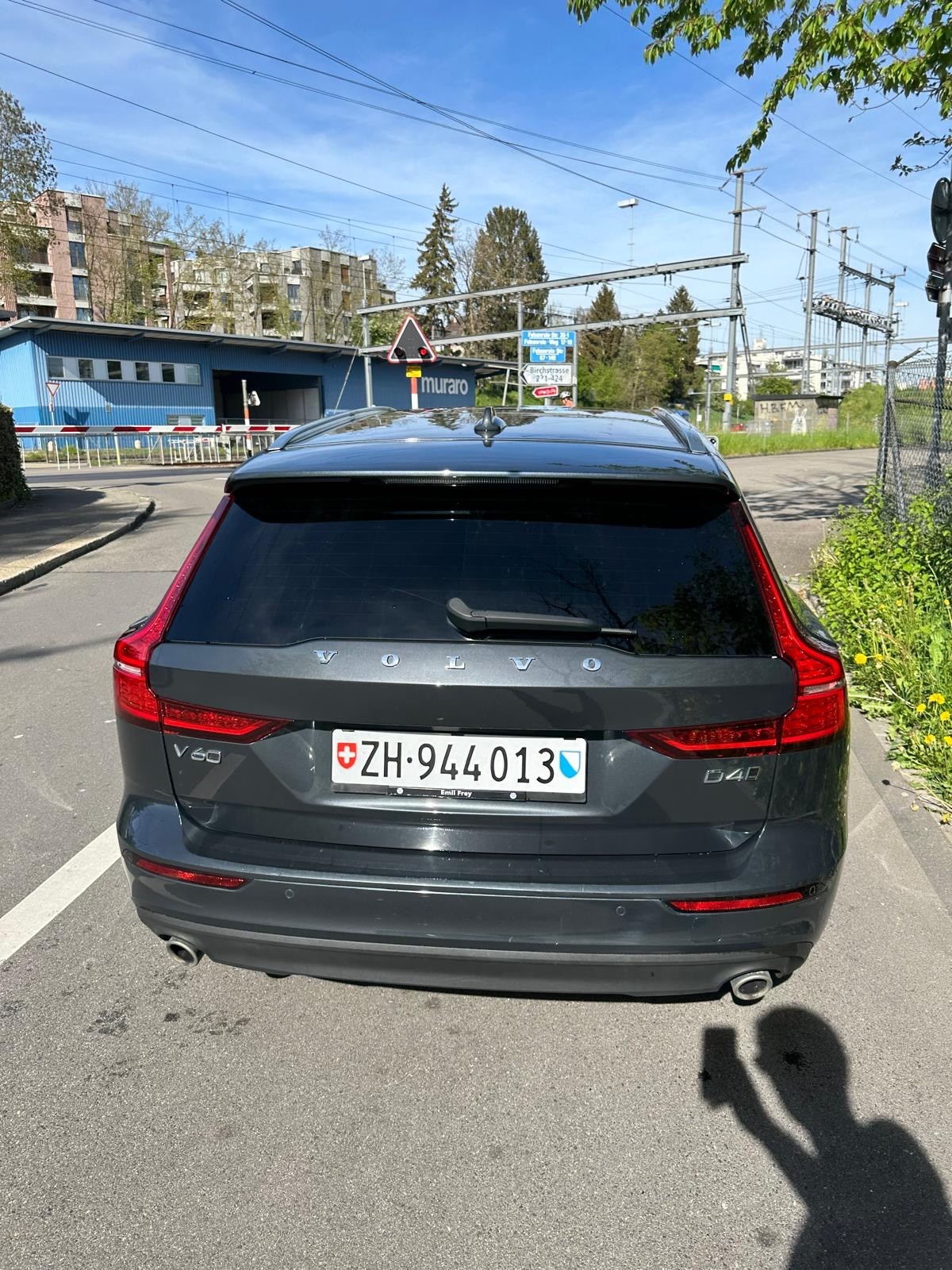 VOLVO V60 D4 AWD Momentum Geartronic-image-10