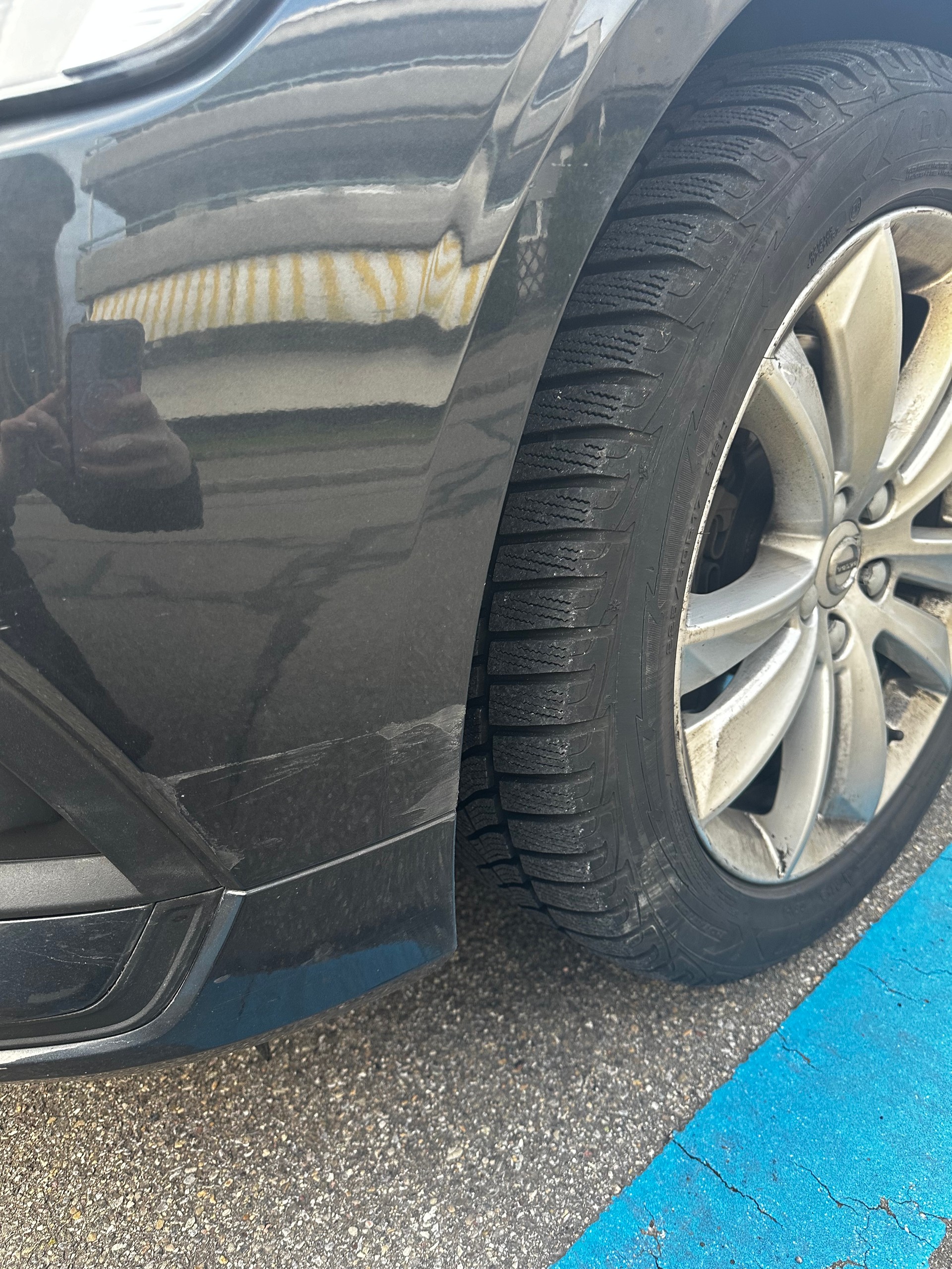 VOLVO V60 D4 AWD Momentum Geartronic-image-19