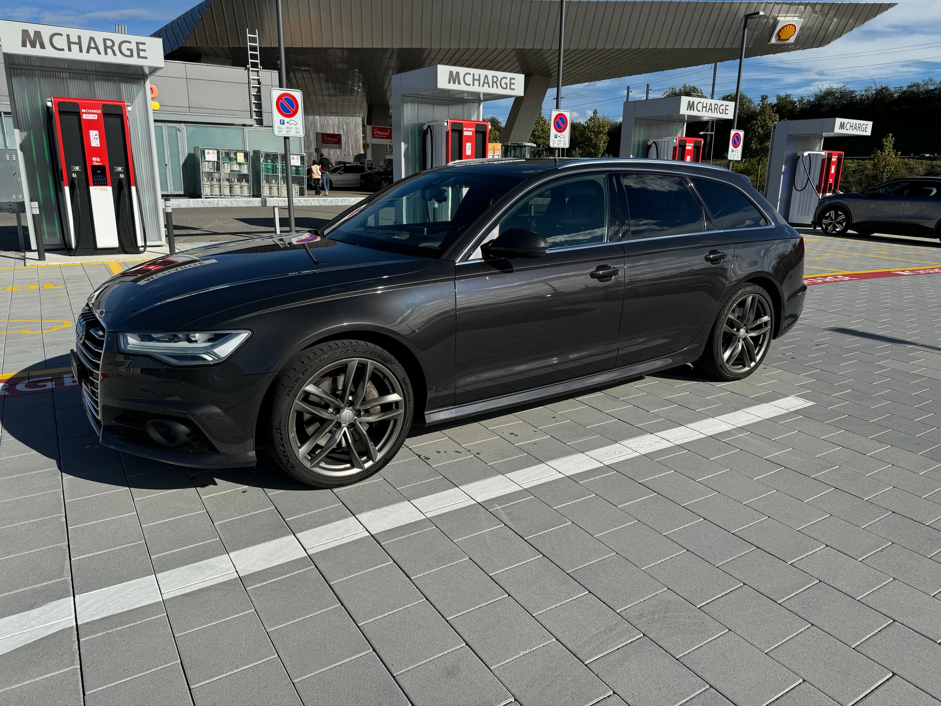 AUDI A6 3.0 TDI V6 quattro S-tronic ab grossem Audi Service-image-1