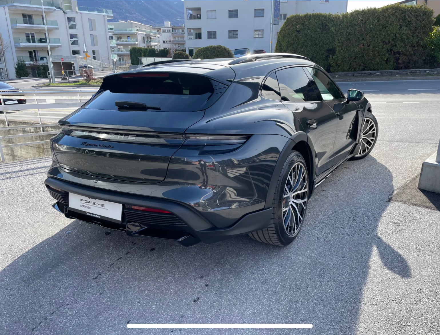 Car photo