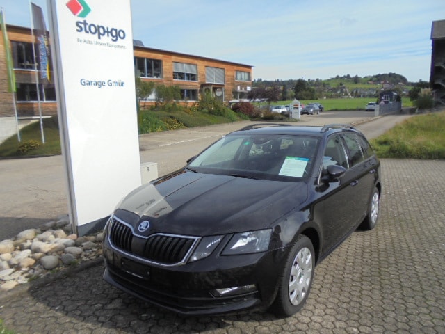 SKODA Octavia Combi 1.5 TSI Ambition DSG