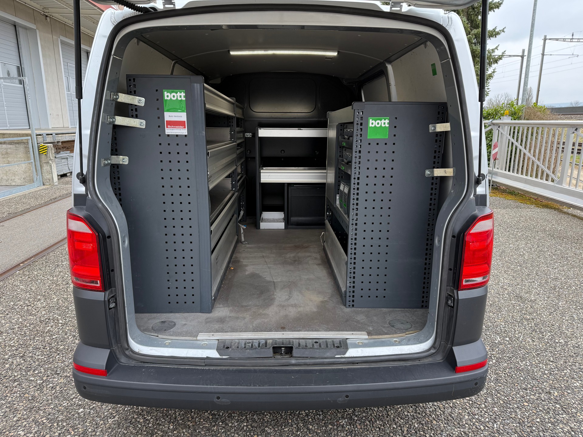 VW T6 2.0 TDI 4Motion-image-5