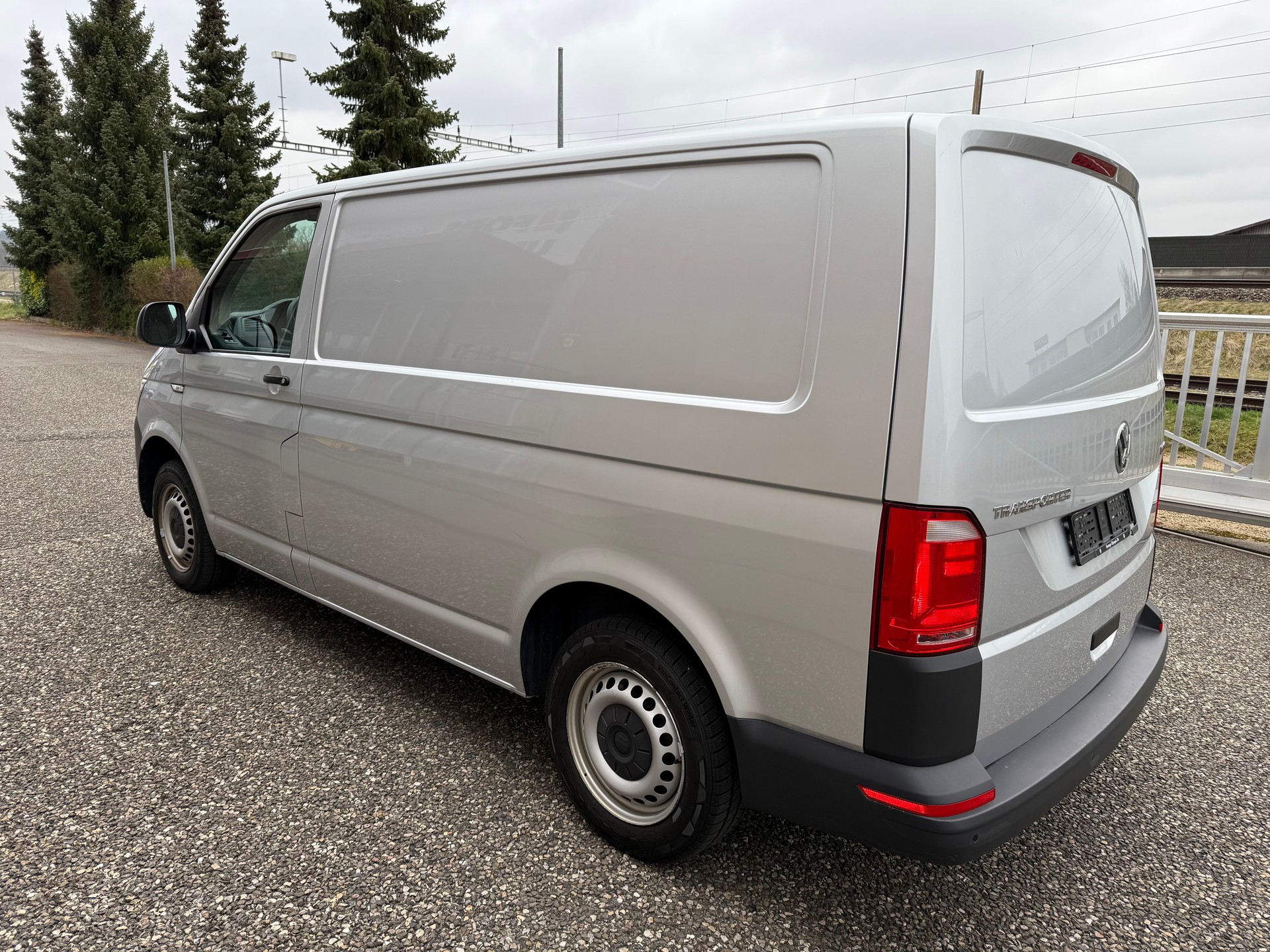 VW T6 2.0 TDI 4Motion-image-3