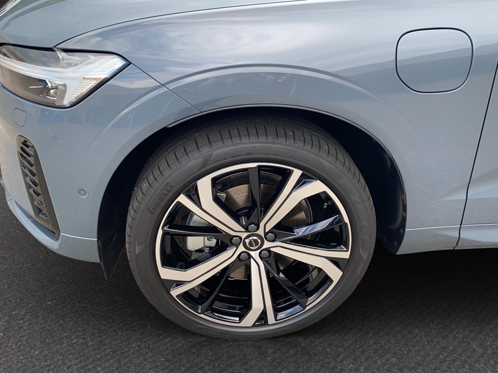 VOLVO XC60 2.0 T6 TE Ultra Dark eAWD-image-8