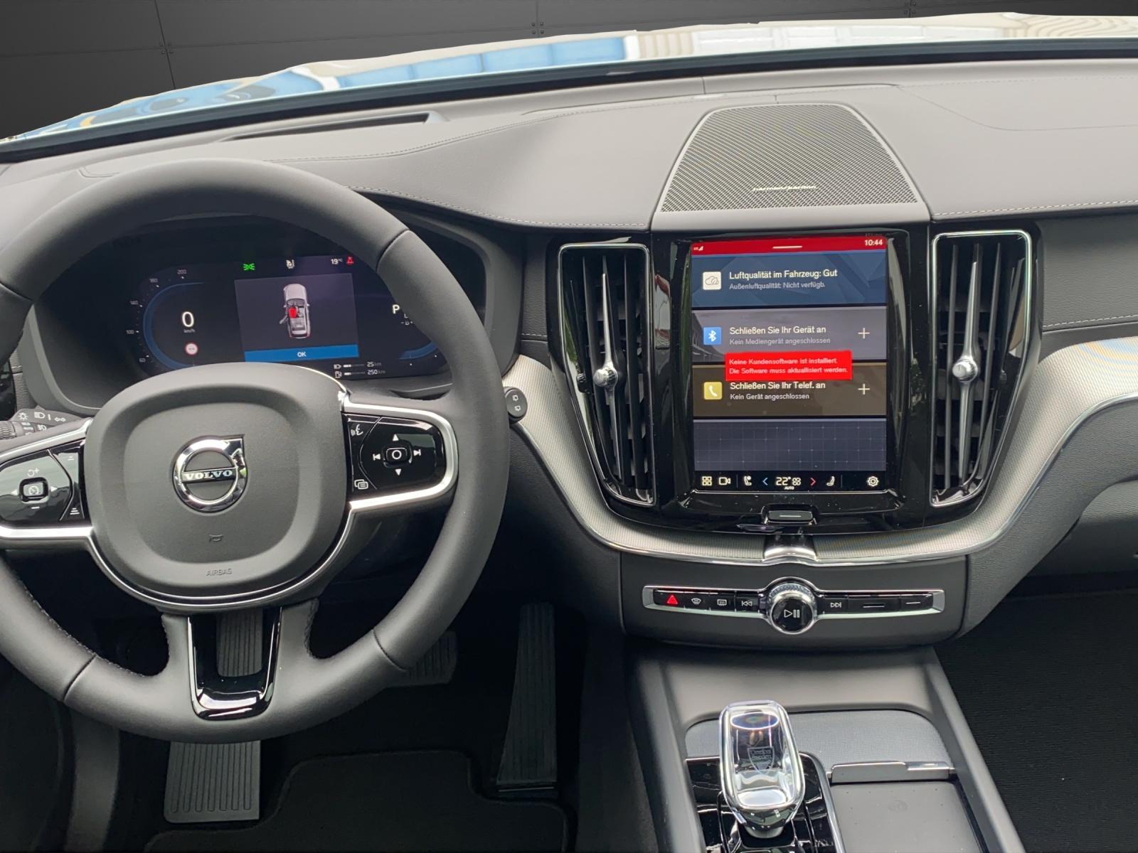 VOLVO XC60 2.0 T6 TE Ultra Dark eAWD-image-11