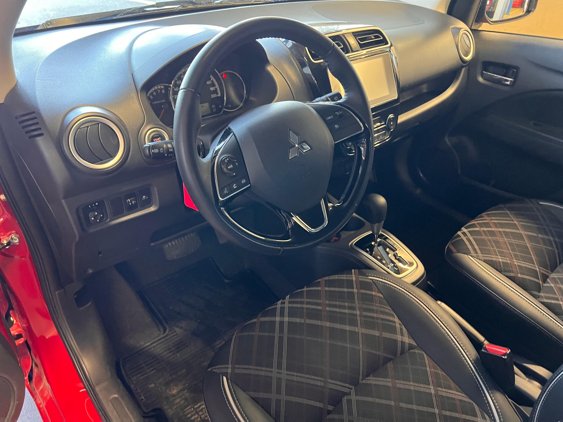 MITSUBISHI Space Star 1.2 MIVEC Intense+-image-7