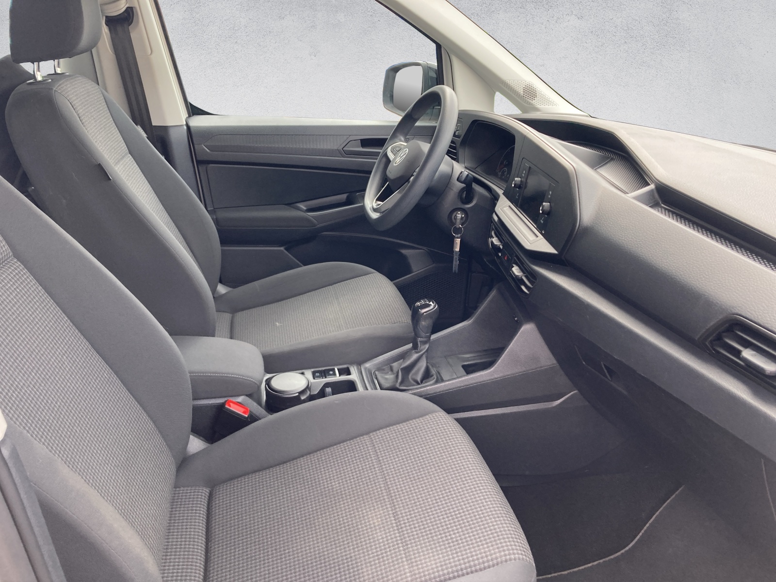 VW Caddy Maxi 2.0 TDI California-image-9