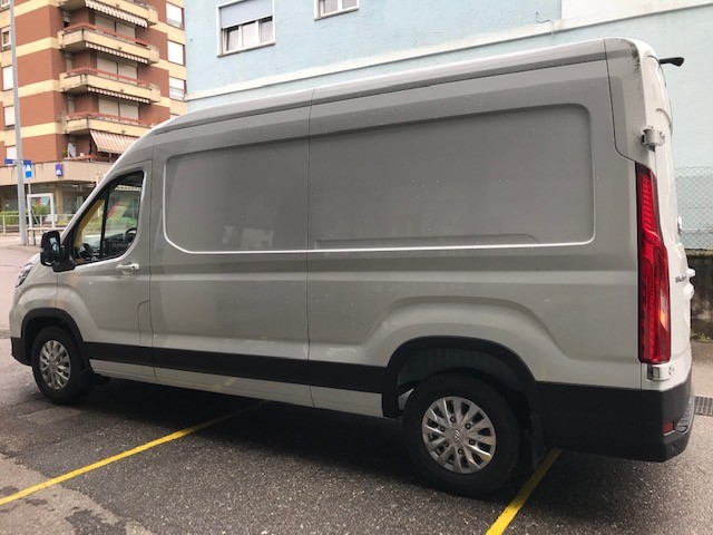 MAXUS Deliver 9 2.0D L3H2 FWD Luxury-image-2