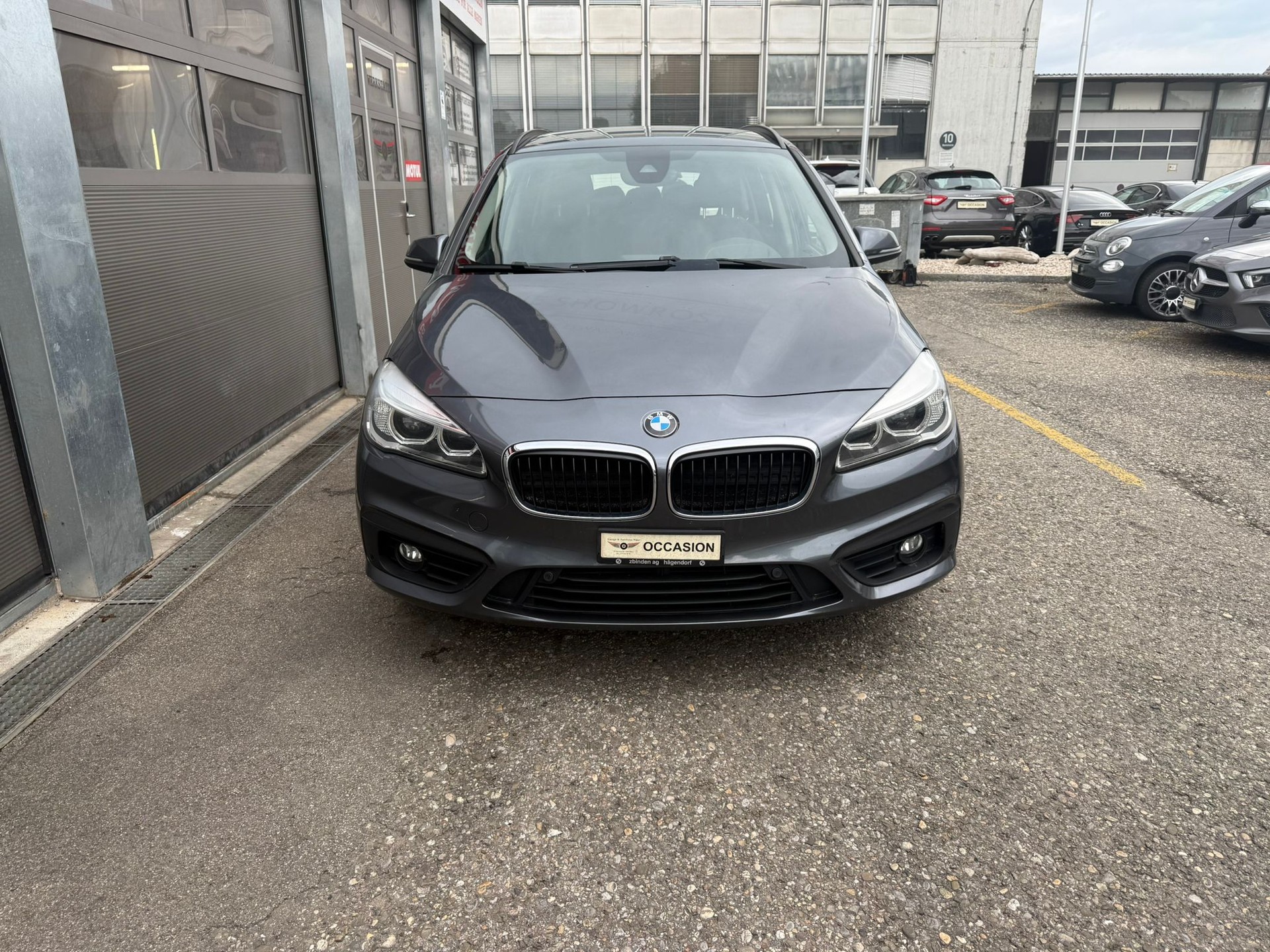BMW 218d Gran Tourer Steptronic-image-1
