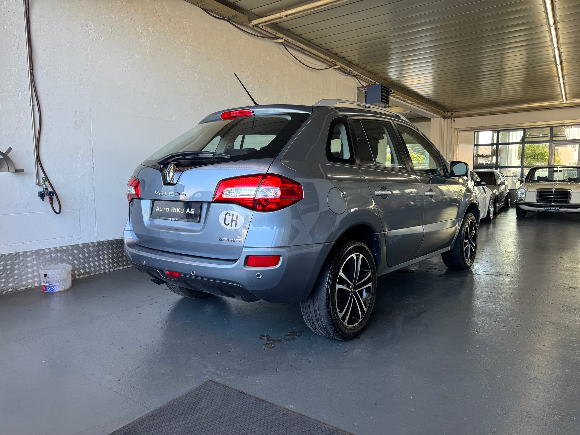 RENAULT Koleos 2.5 Dynamique 4x4-image-8