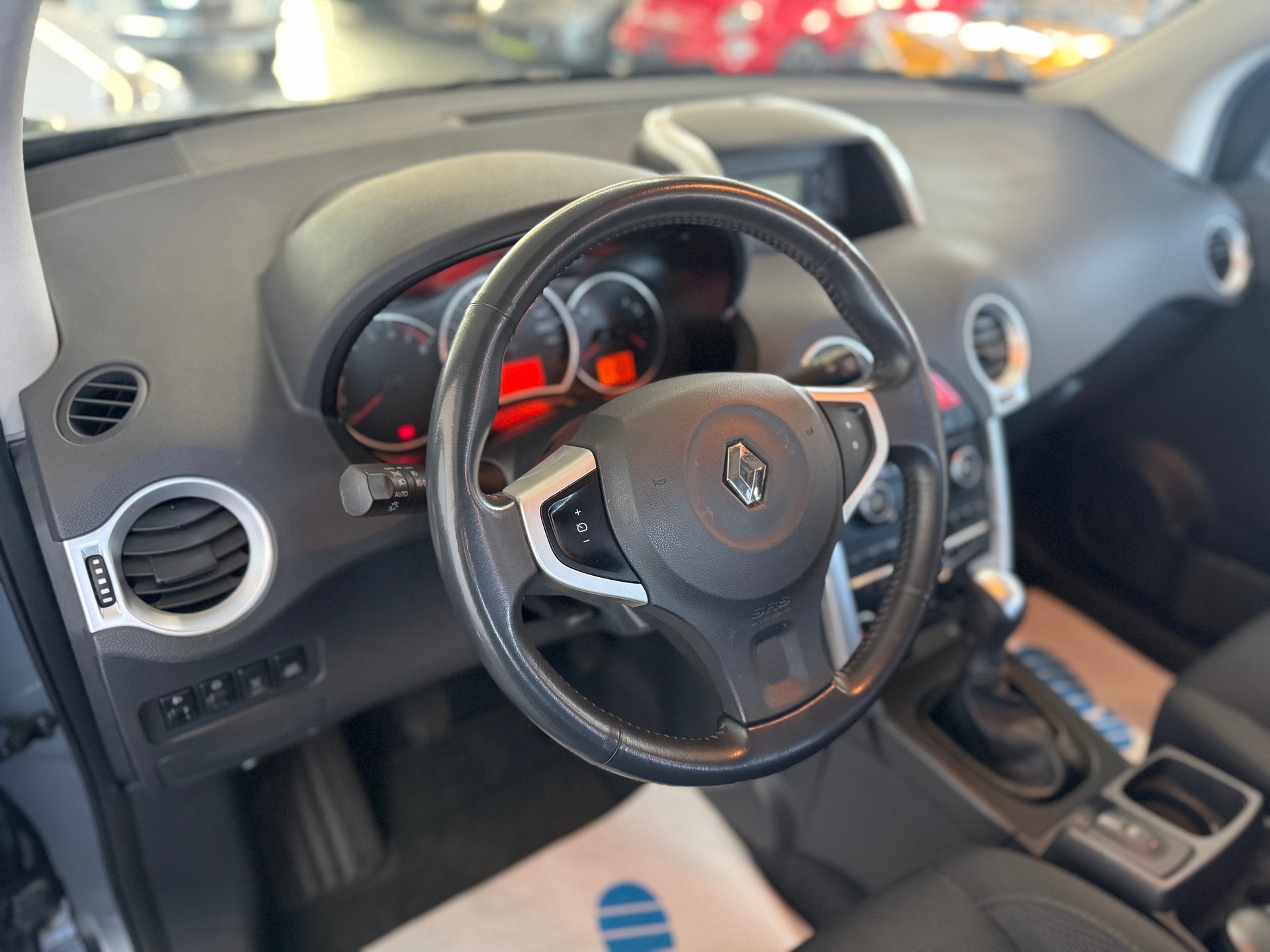 RENAULT Koleos 2.5 Dynamique 4x4-image-11