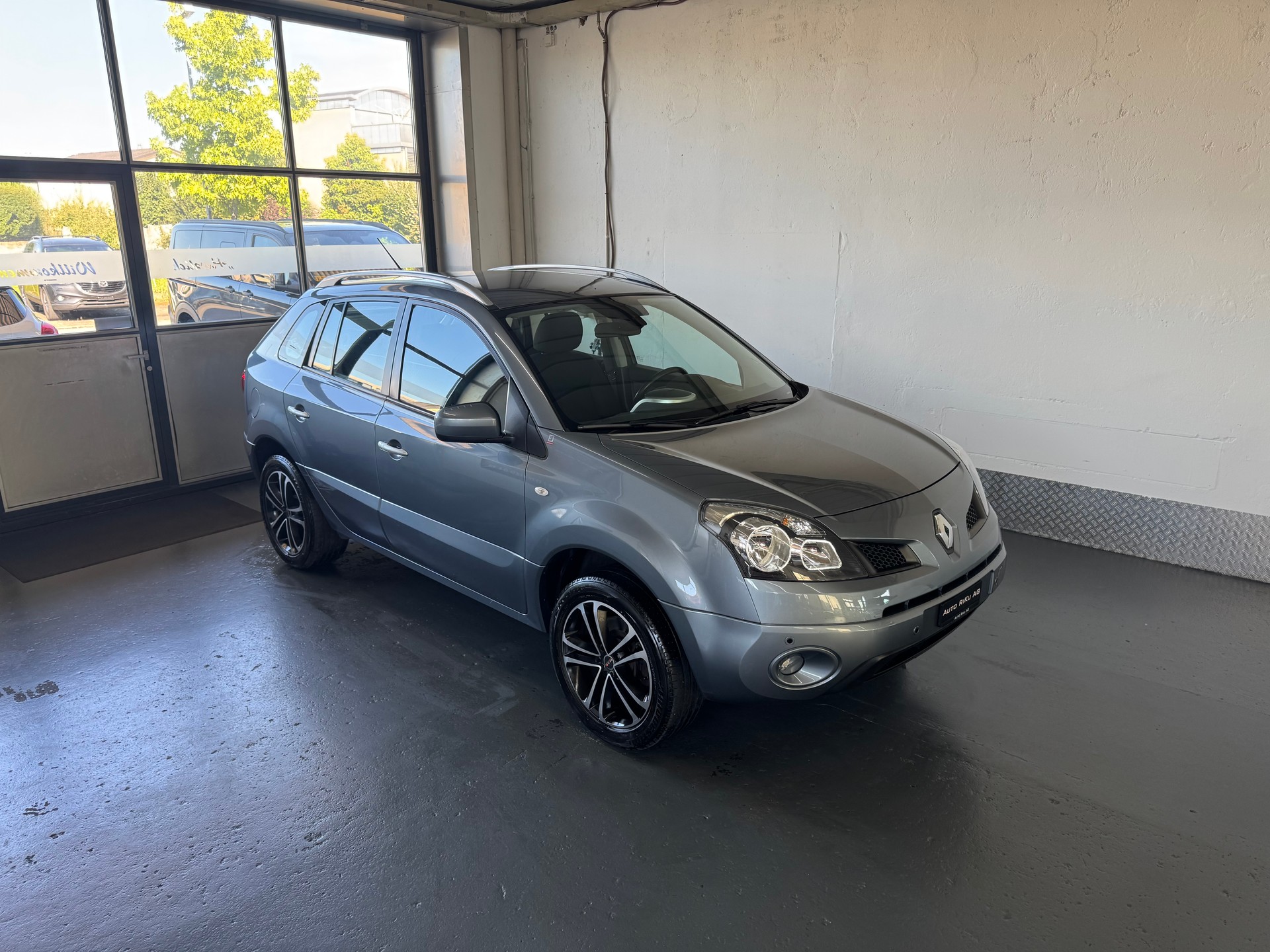 RENAULT Koleos 2.5 Dynamique 4x4-image-0