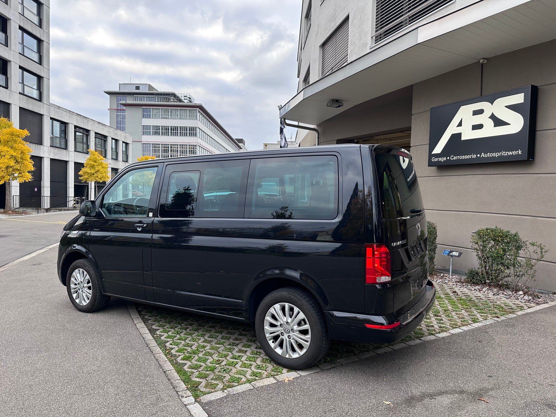 VW T6.1 Caravelle 2.0 TDI Trendline Liberty DSG-image-4