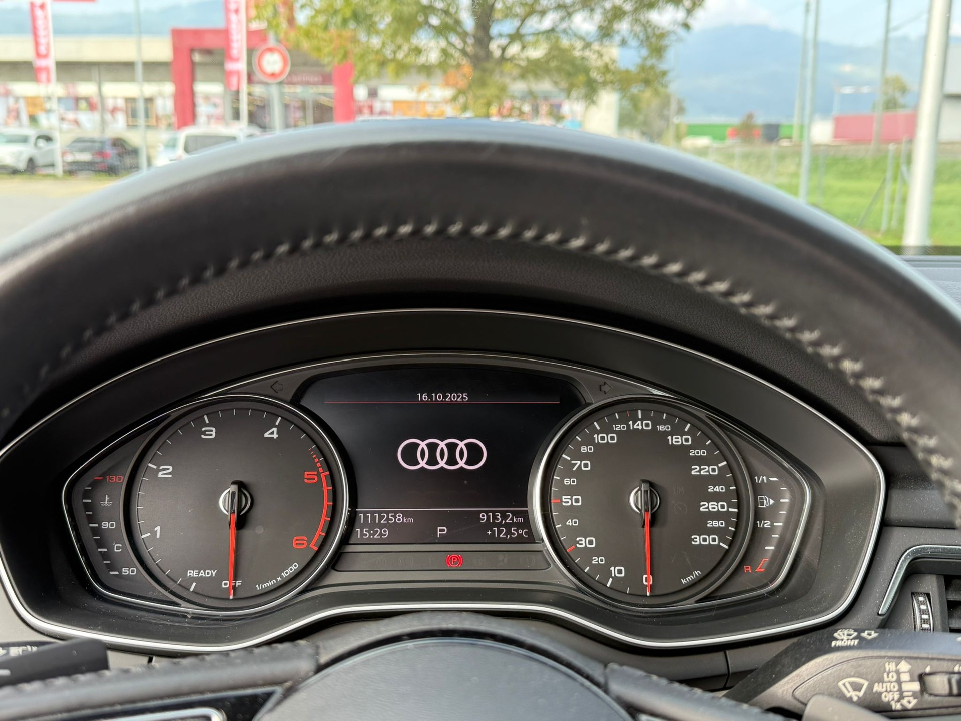 AUDI A4 Avant 35 TDI S-tronic-image-11